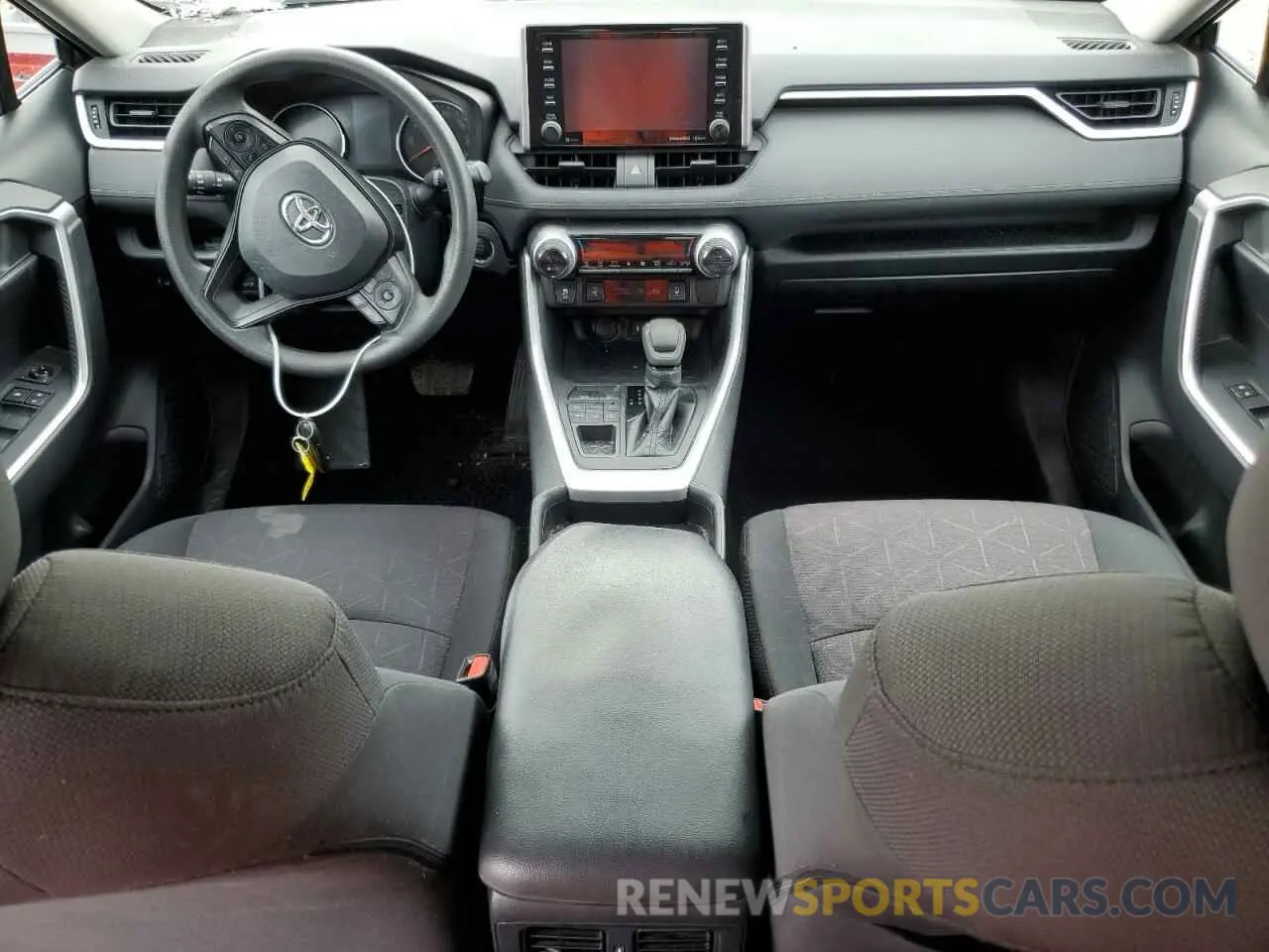 8 Photograph of a damaged car 2T3P1RFV1KW078174 TOYOTA RAV4 2019