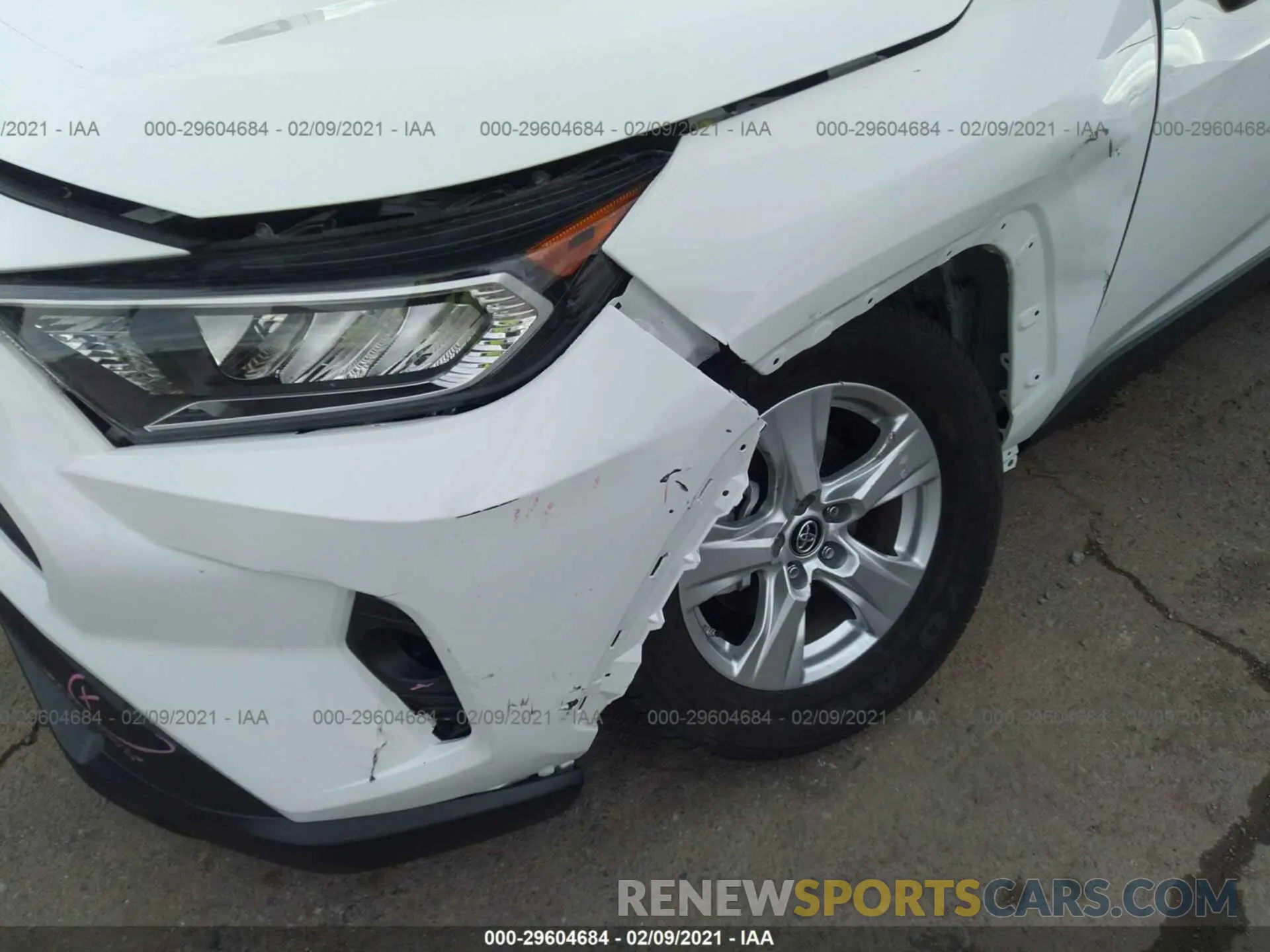 6 Photograph of a damaged car 2T3P1RFV2KW081858 TOYOTA RAV4 2019