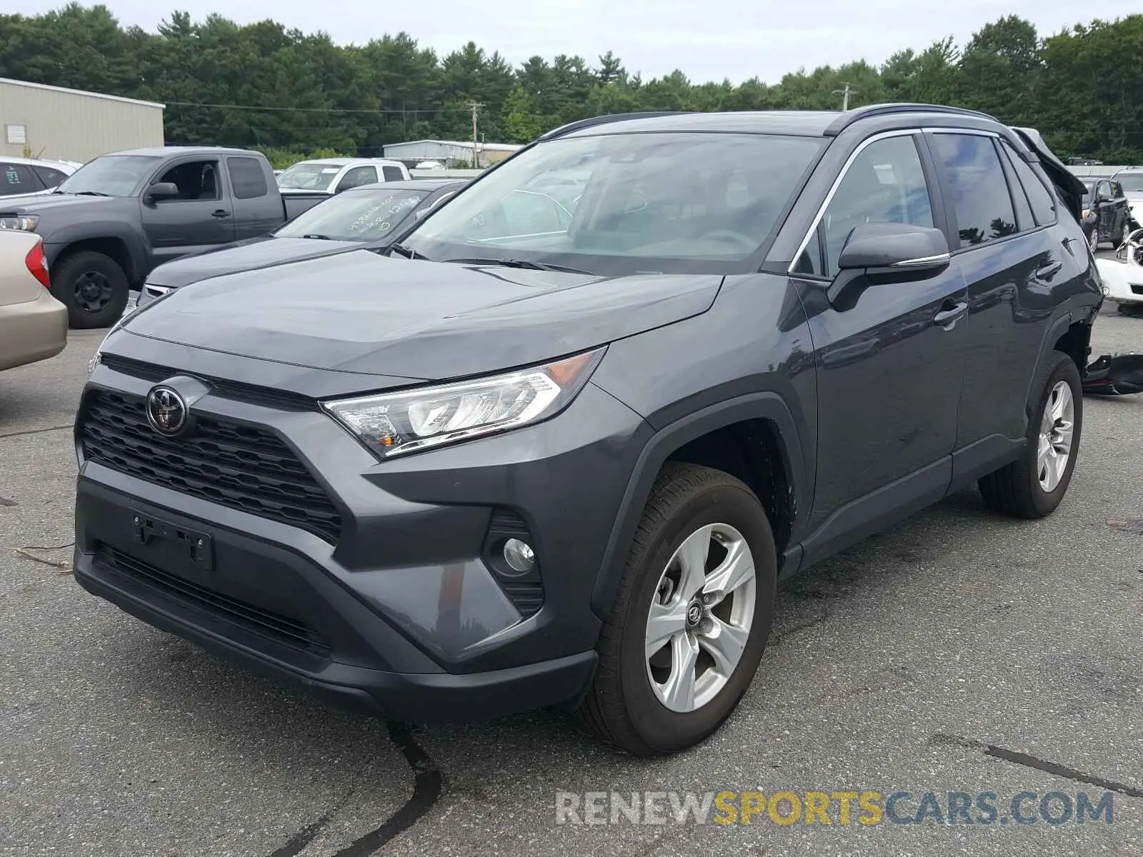 2 Photograph of a damaged car 2T3P1RFV3KC057943 TOYOTA RAV4 2019