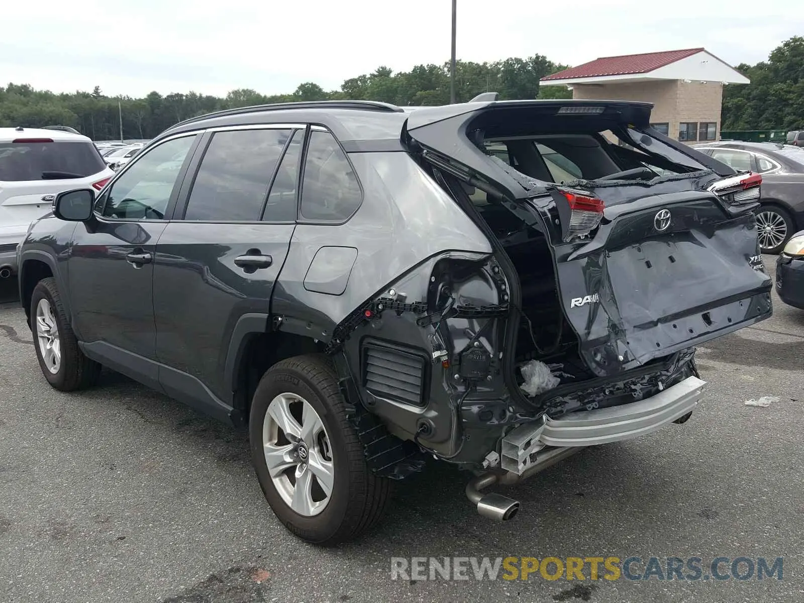3 Photograph of a damaged car 2T3P1RFV3KC057943 TOYOTA RAV4 2019