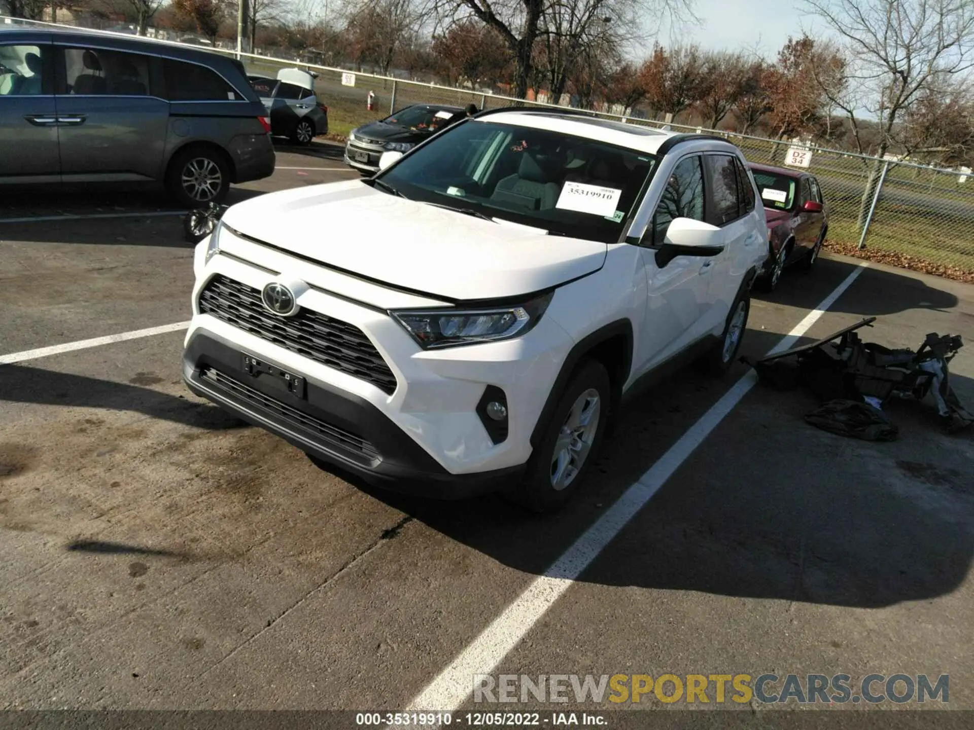 2 Фотография поврежденного автомобиля 2T3P1RFV3KW014010 TOYOTA RAV4 2019