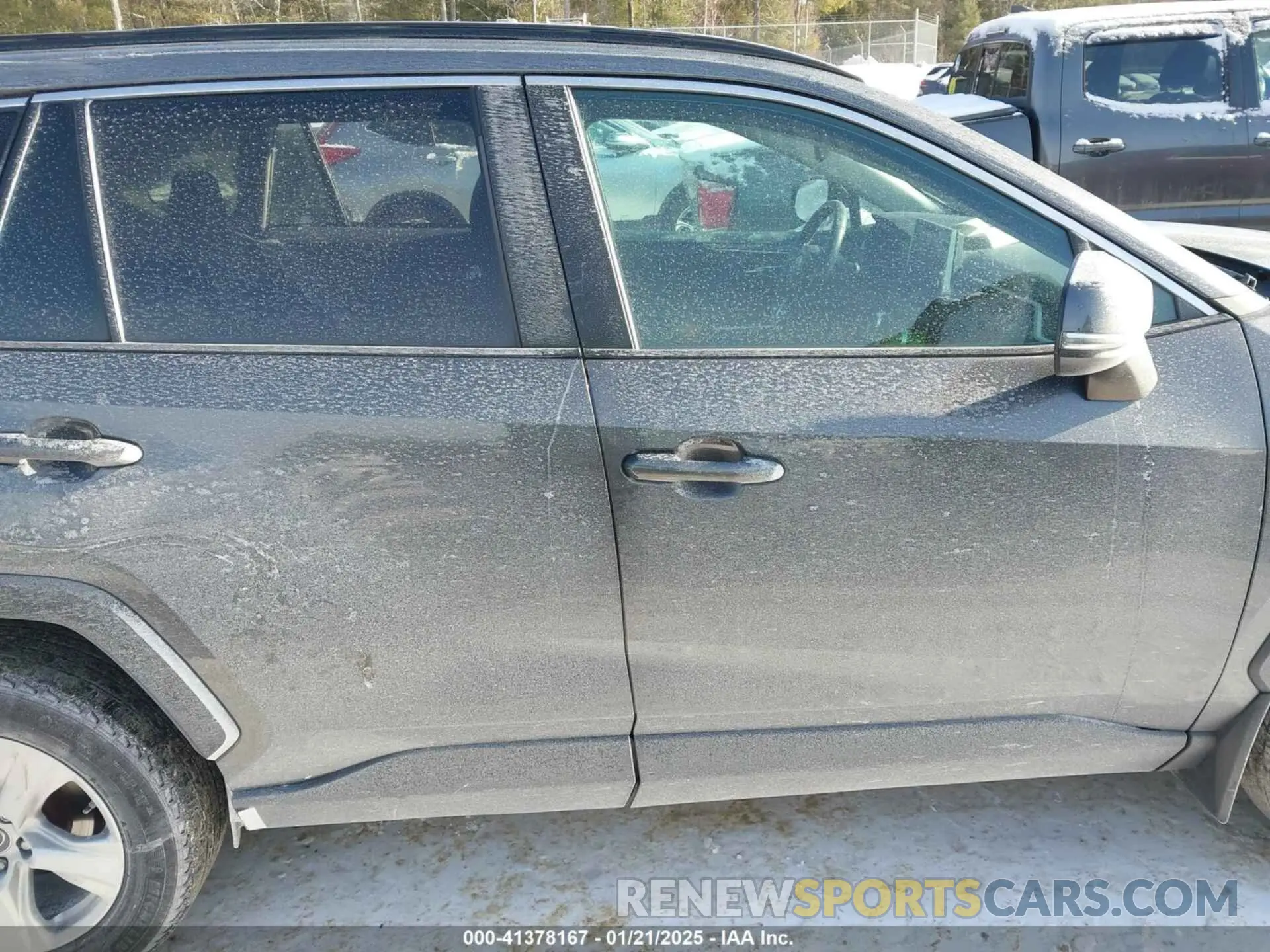 13 Photograph of a damaged car 2T3P1RFV4KC045087 TOYOTA RAV4 2019