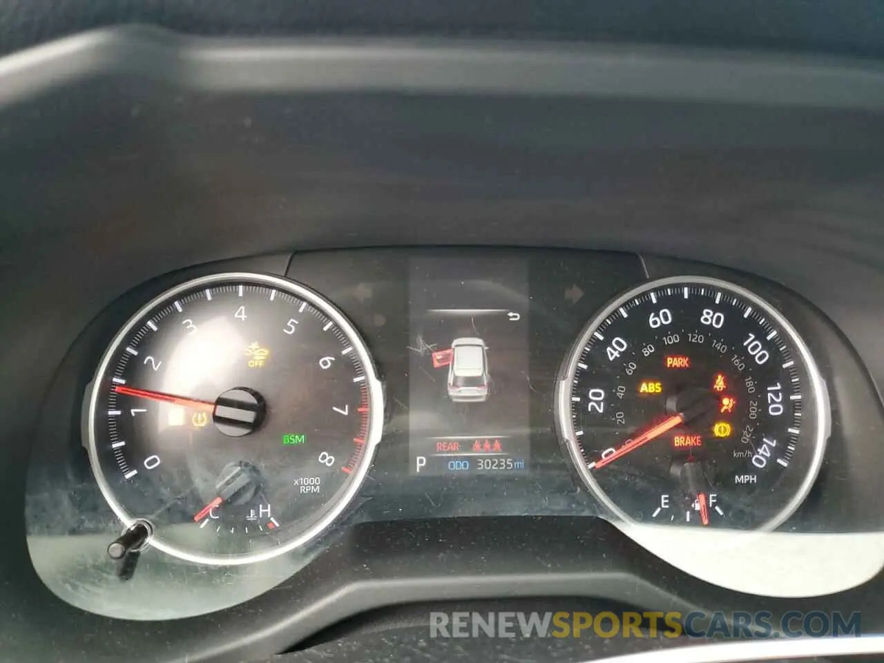 9 Фотография поврежденного автомобиля 2T3P1RFV4KW011729 TOYOTA RAV4 2019
