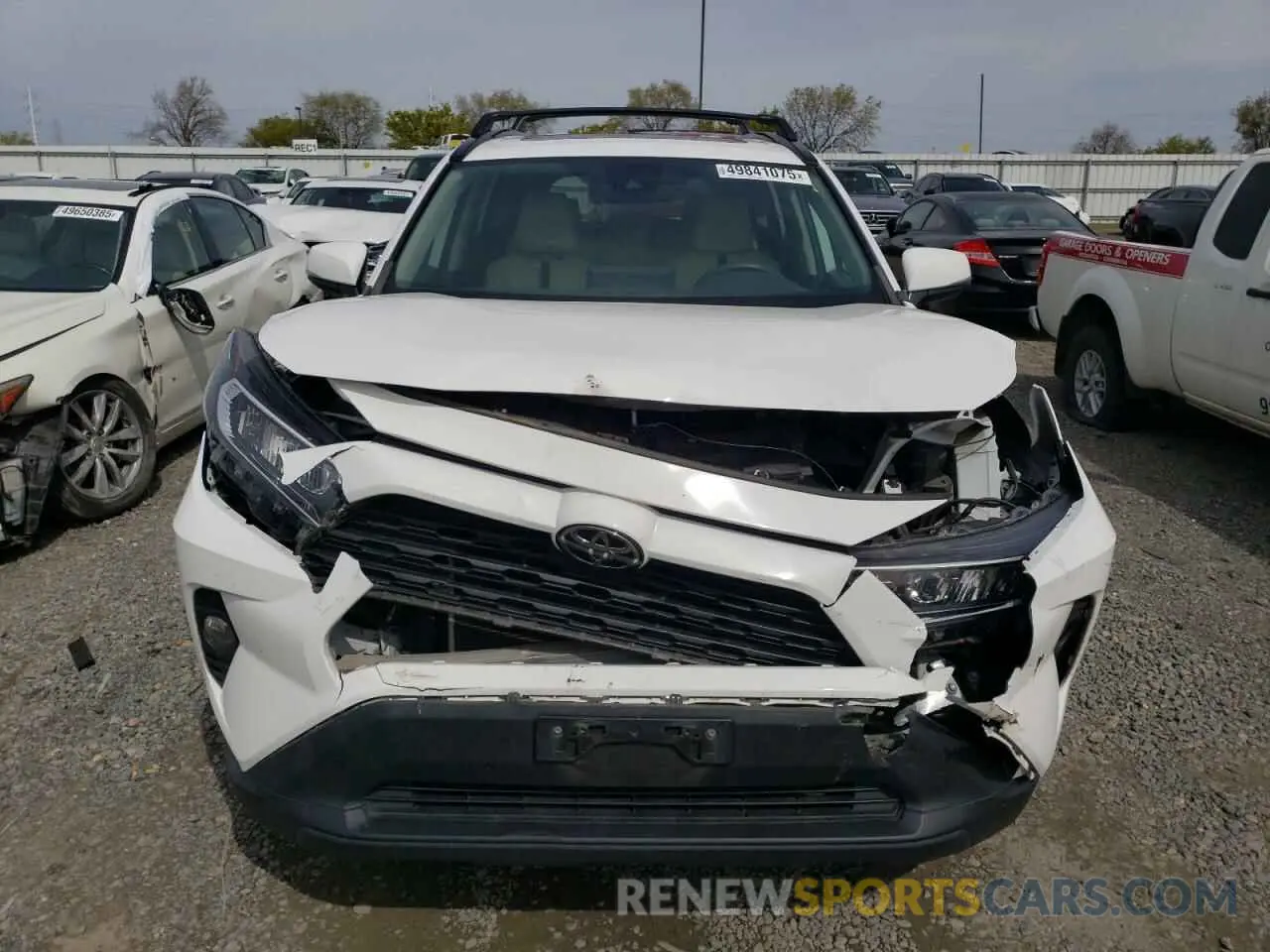 5 Photograph of a damaged car 2T3P1RFV4KW082946 TOYOTA RAV4 2019