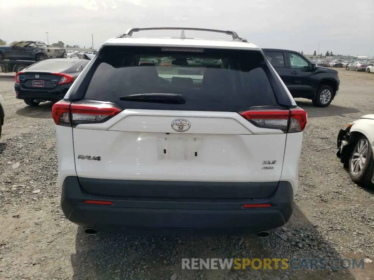 6 Photograph of a damaged car 2T3P1RFV4KW082946 TOYOTA RAV4 2019