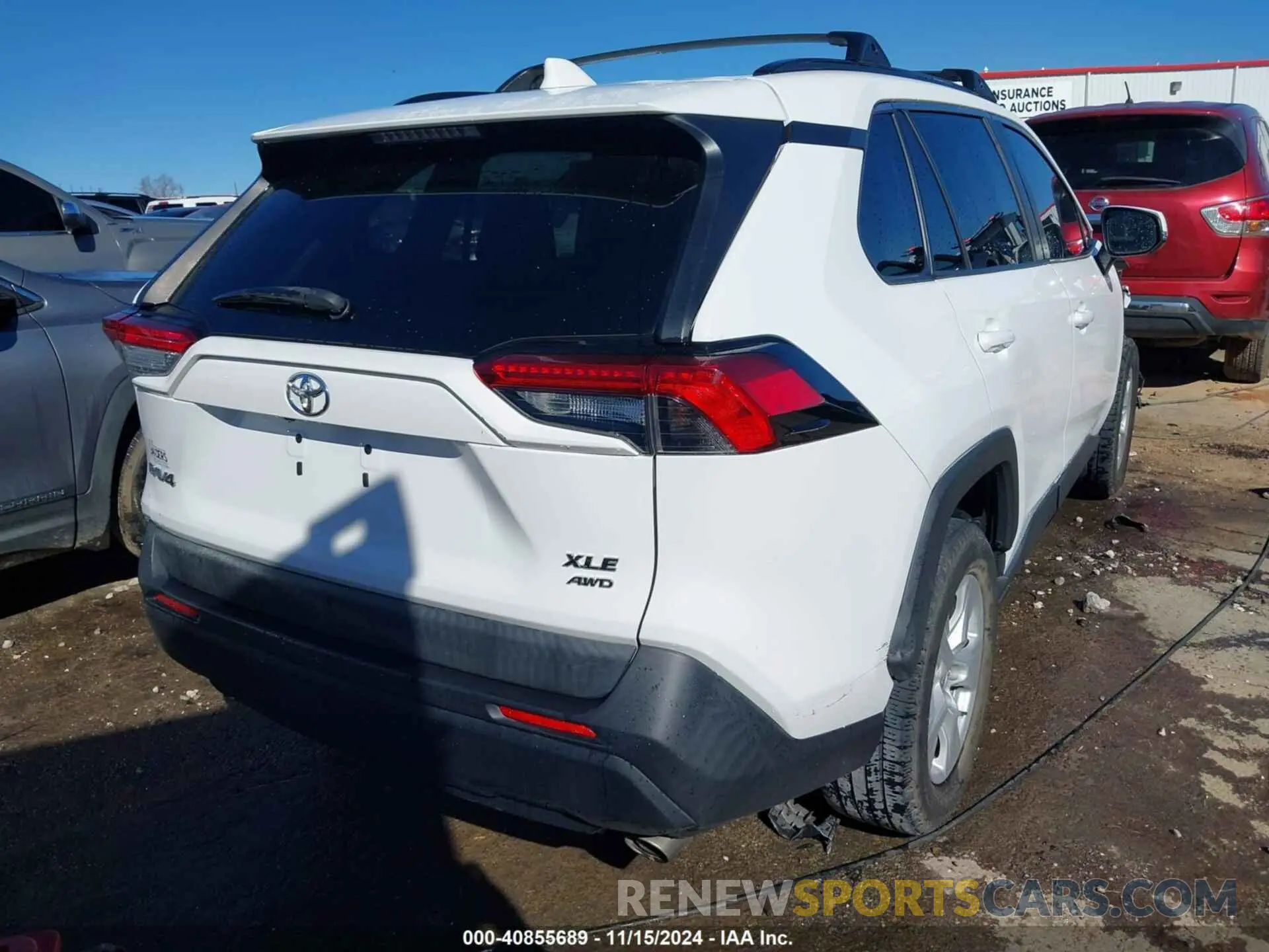4 Photograph of a damaged car 2T3P1RFV5KW024571 TOYOTA RAV4 2019