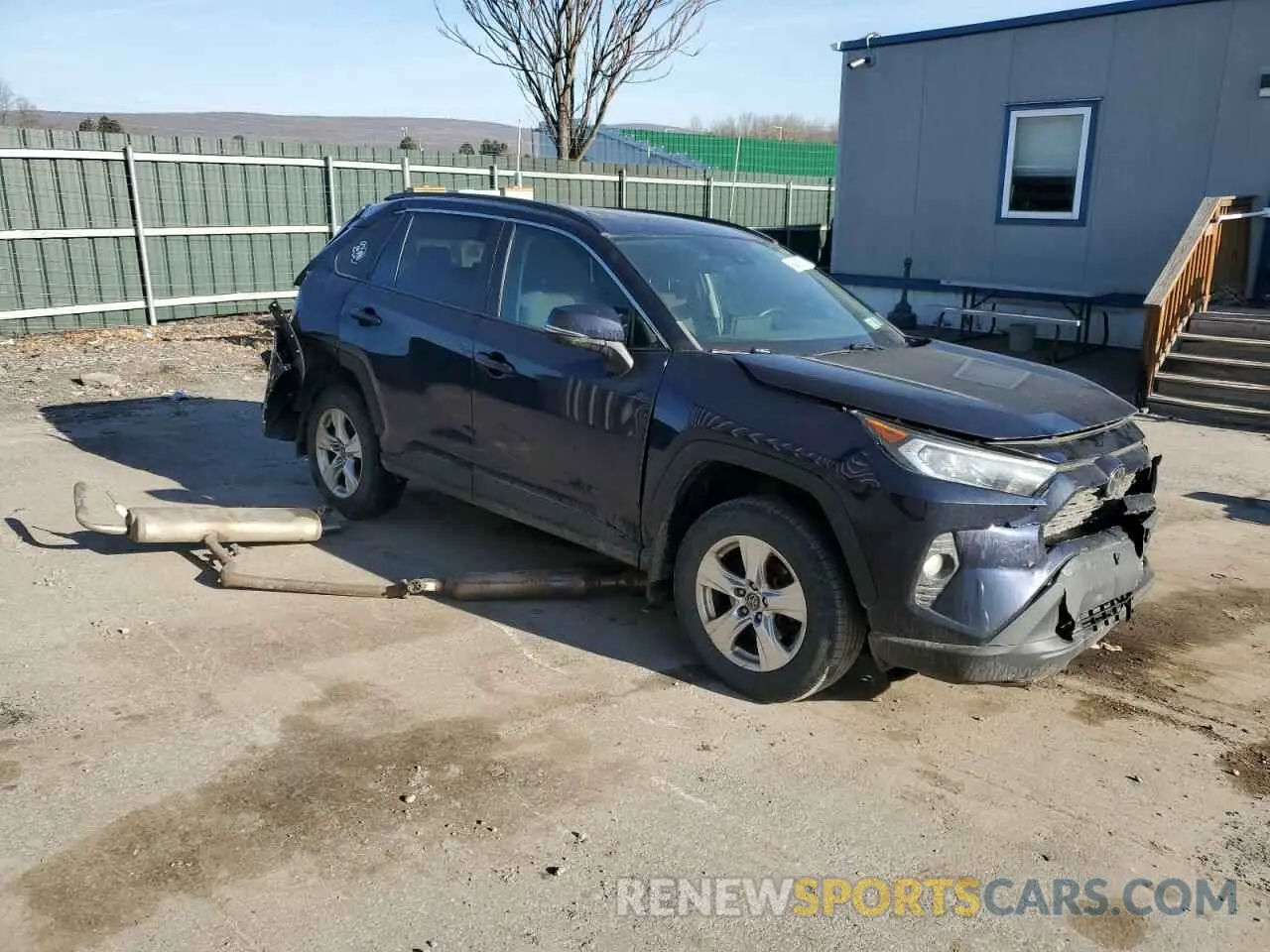 4 Photograph of a damaged car 2T3P1RFV5KW055822 TOYOTA RAV4 2019