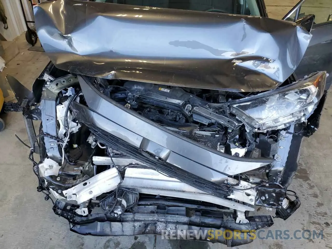 12 Фотография поврежденного автомобиля 2T3P1RFV6KC023723 TOYOTA RAV4 2019