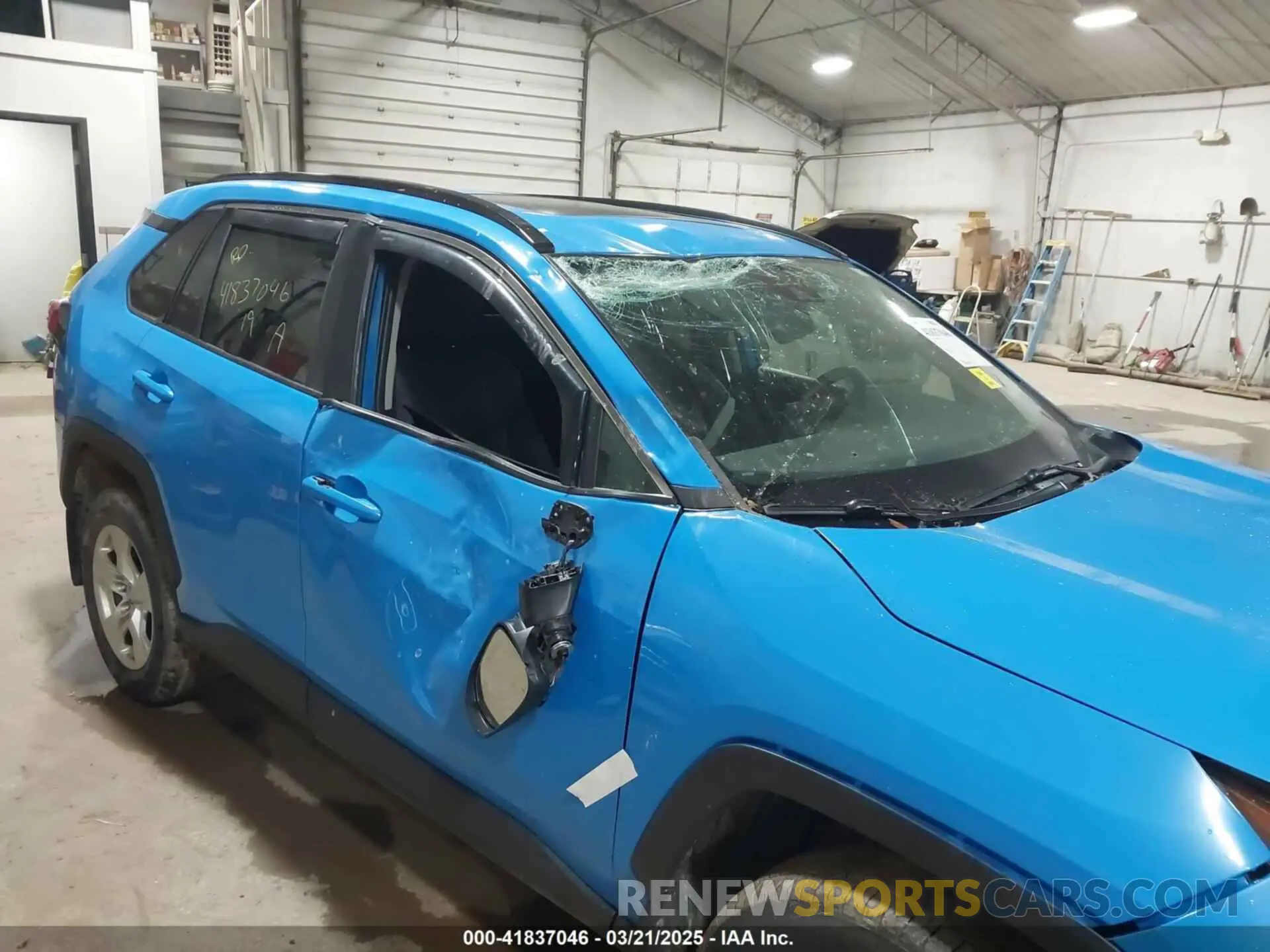 6 Photograph of a damaged car 2T3P1RFV6KC053546 TOYOTA RAV4 2019