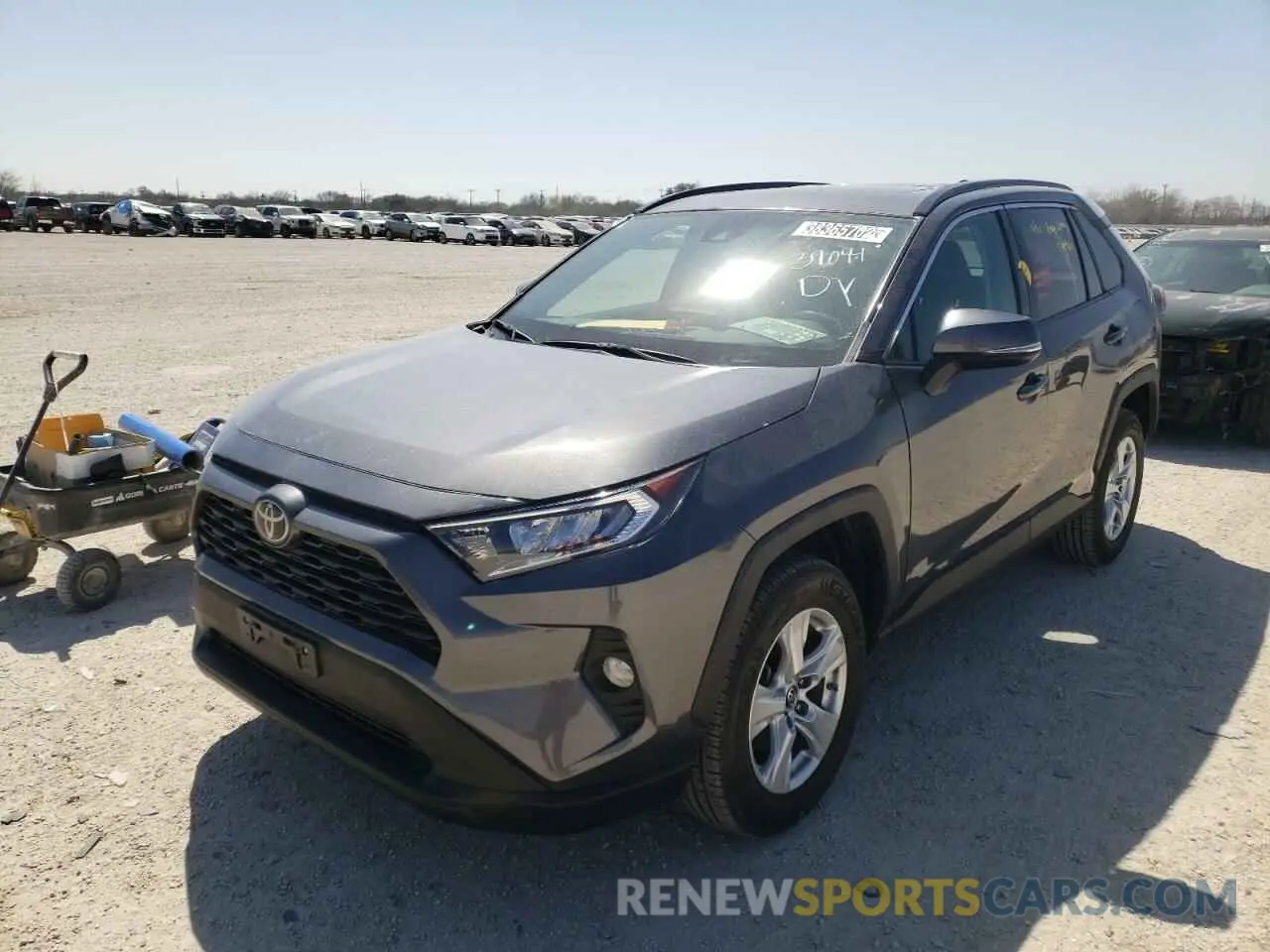 2 Фотография поврежденного автомобиля 2T3P1RFV6KW033778 TOYOTA RAV4 2019
