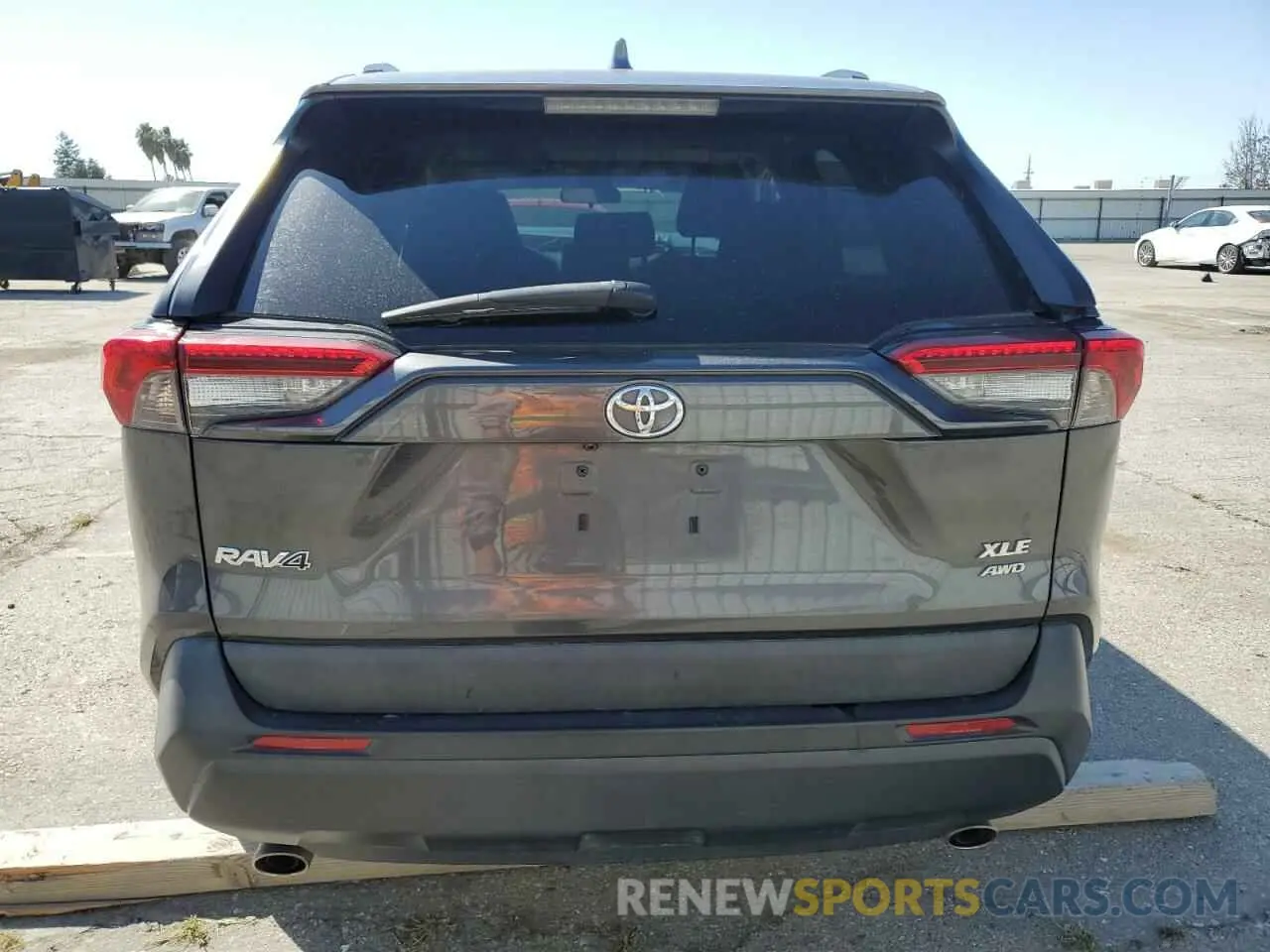 6 Photograph of a damaged car 2T3P1RFV6KW065050 TOYOTA RAV4 2019