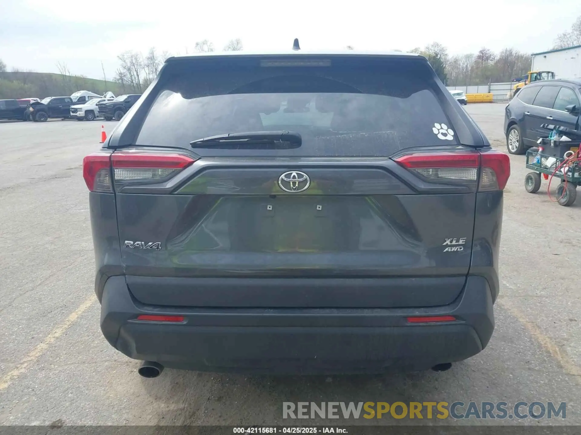 17 Фотография поврежденного автомобиля 2T3P1RFV7KC007112 TOYOTA RAV4 2019