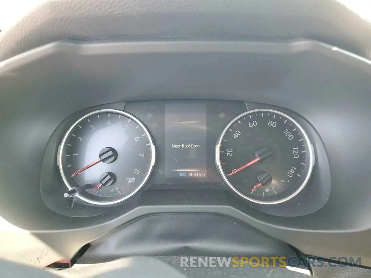9 Photograph of a damaged car 2T3P1RFV7KC029904 TOYOTA RAV4 2019