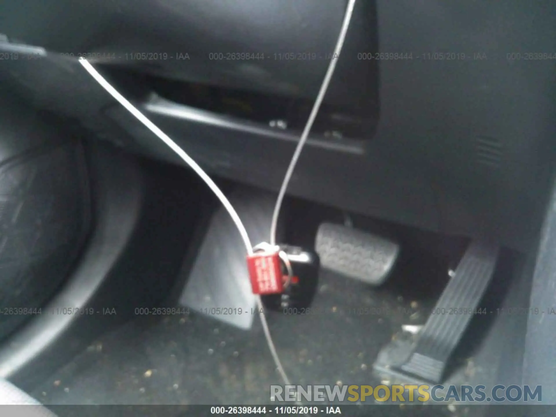 11 Photograph of a damaged car 2T3P1RFV7KW038732 TOYOTA RAV4 2019