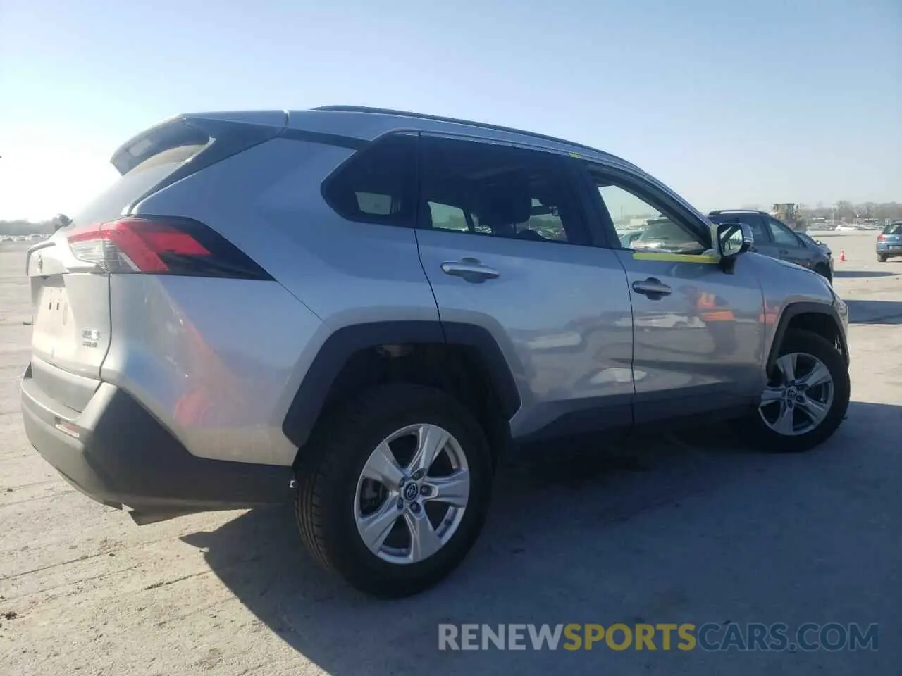 3 Фотография поврежденного автомобиля 2T3P1RFV8KC052821 TOYOTA RAV4 2019