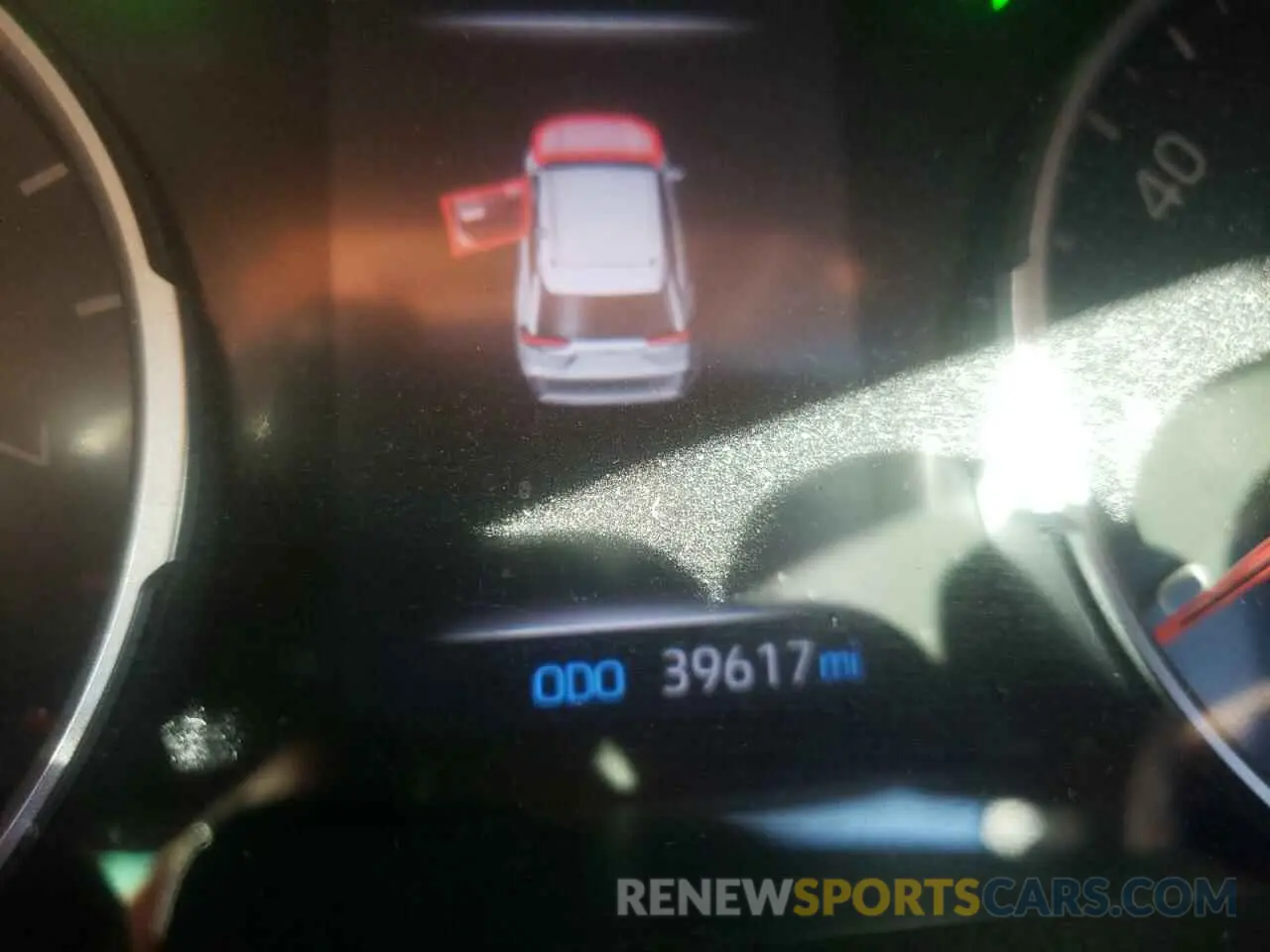 9 Фотография поврежденного автомобиля 2T3P1RFV8KC052821 TOYOTA RAV4 2019