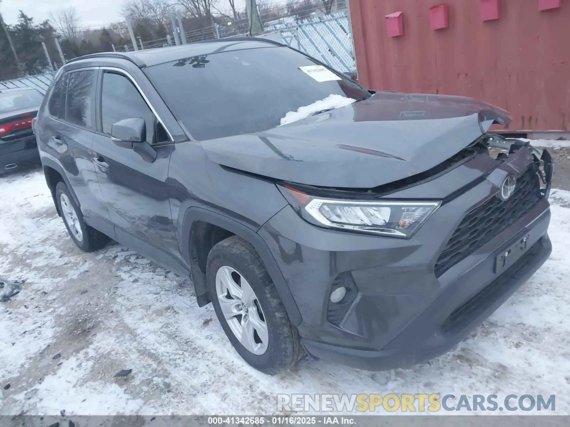 1 Фотография поврежденного автомобиля 2T3P1RFV8KW044622 TOYOTA RAV4 2019