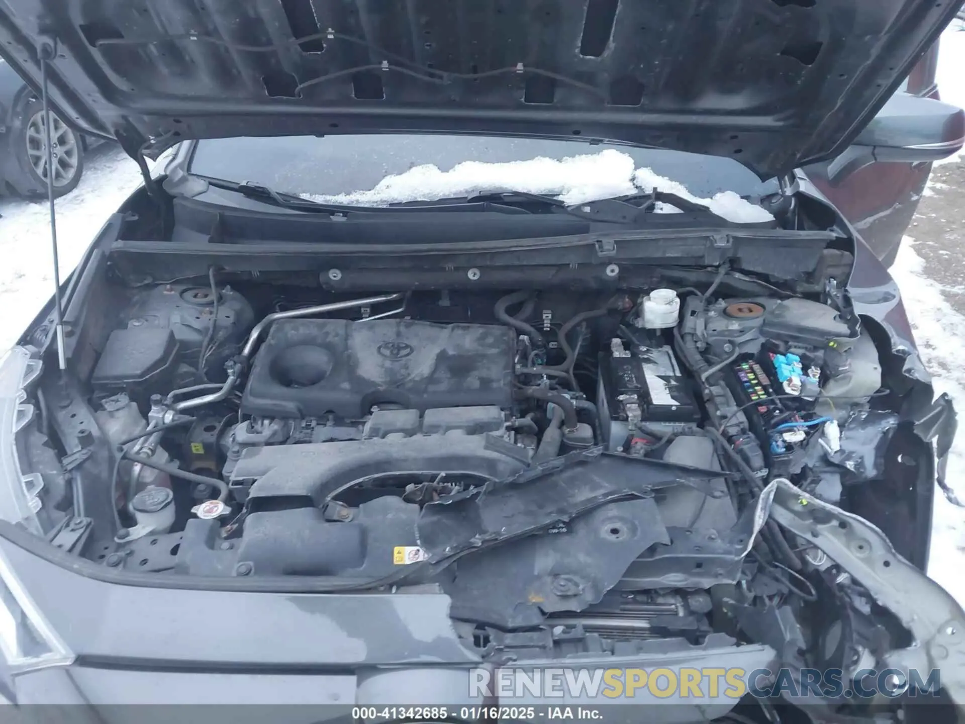 10 Фотография поврежденного автомобиля 2T3P1RFV8KW044622 TOYOTA RAV4 2019