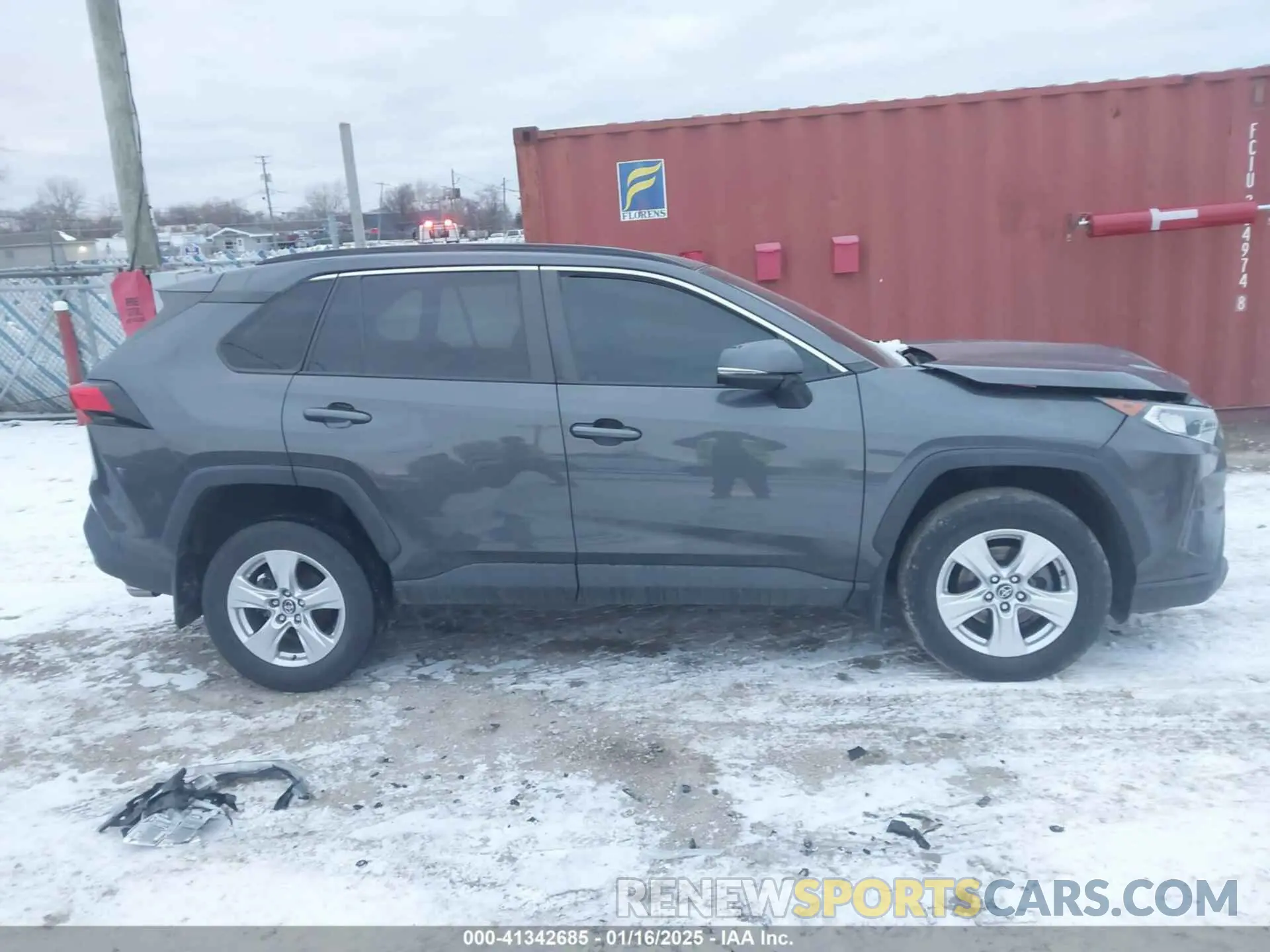13 Фотография поврежденного автомобиля 2T3P1RFV8KW044622 TOYOTA RAV4 2019