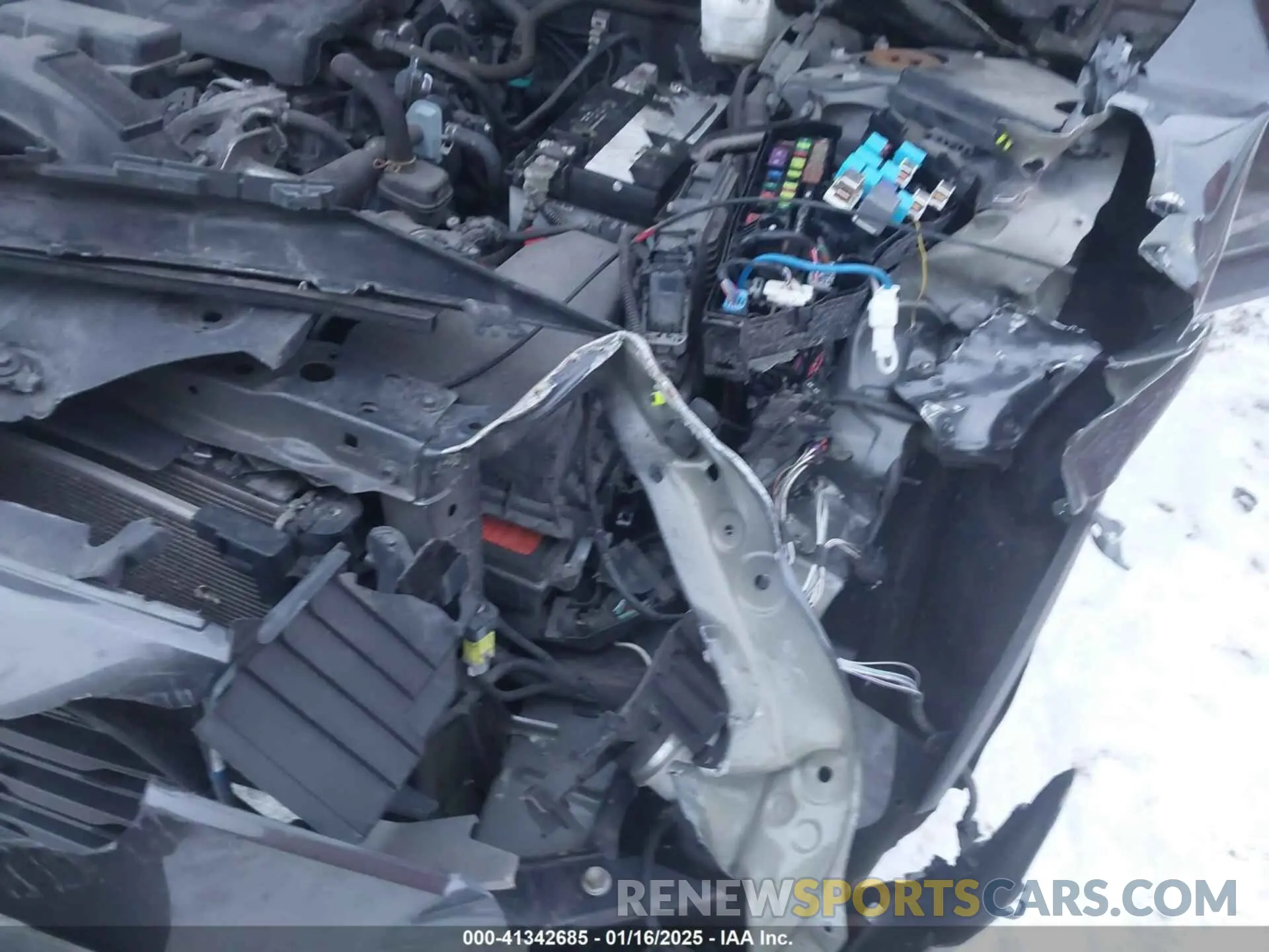 6 Фотография поврежденного автомобиля 2T3P1RFV8KW044622 TOYOTA RAV4 2019