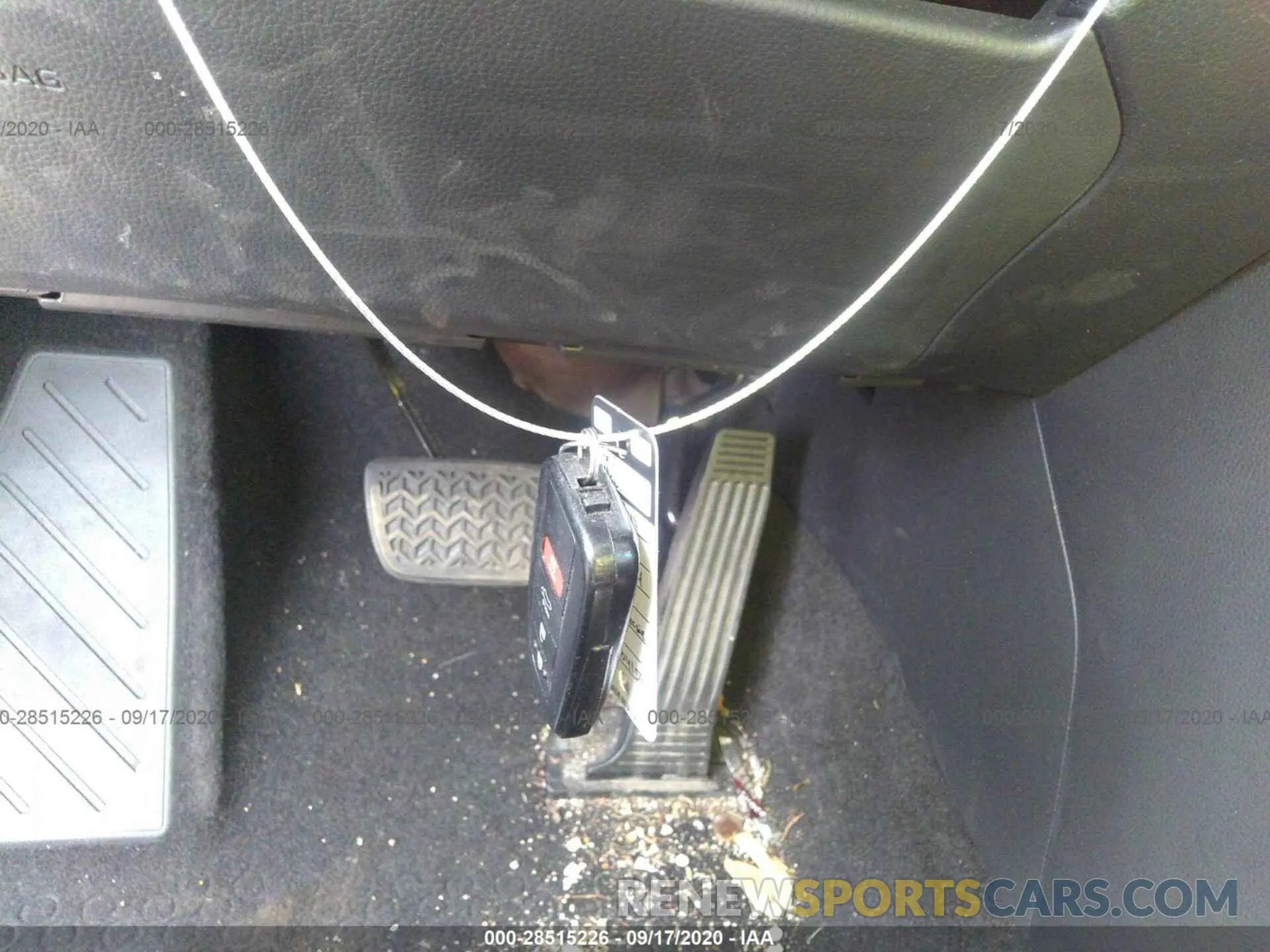 11 Photograph of a damaged car 2T3P1RFV8KW081251 TOYOTA RAV4 2019