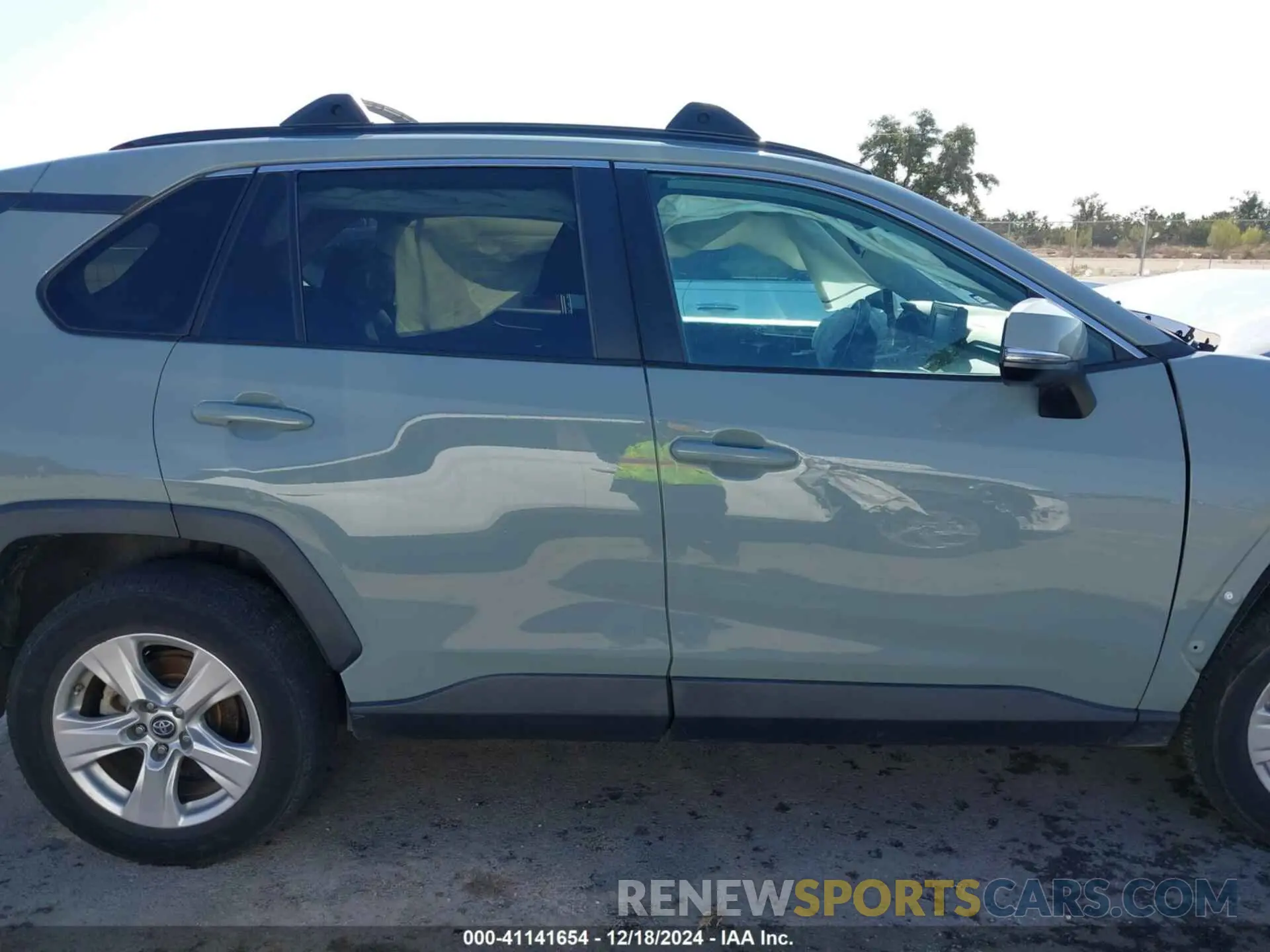 12 Фотография поврежденного автомобиля 2T3P1RFV9KC011436 TOYOTA RAV4 2019