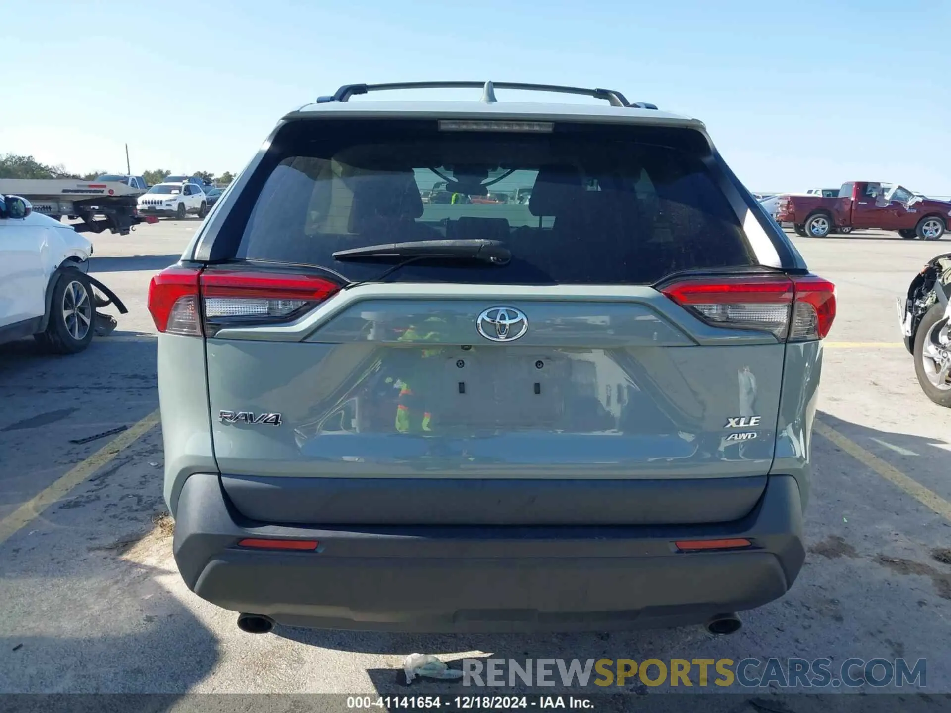 15 Фотография поврежденного автомобиля 2T3P1RFV9KC011436 TOYOTA RAV4 2019