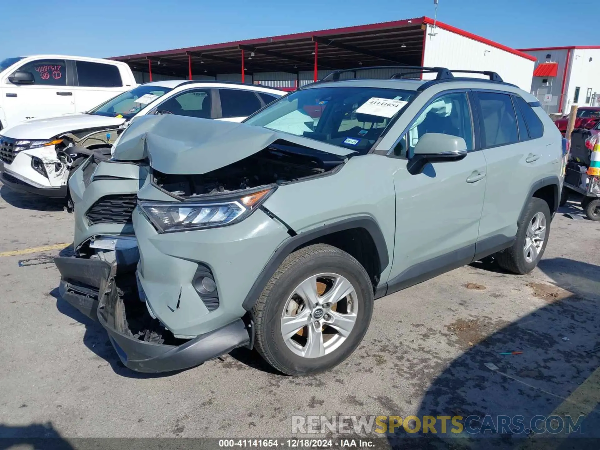 2 Фотография поврежденного автомобиля 2T3P1RFV9KC011436 TOYOTA RAV4 2019