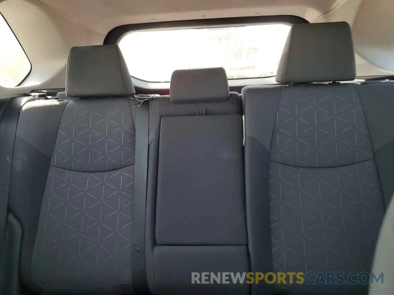 10 Photograph of a damaged car 2T3P1RFV9KC034604 TOYOTA RAV4 2019