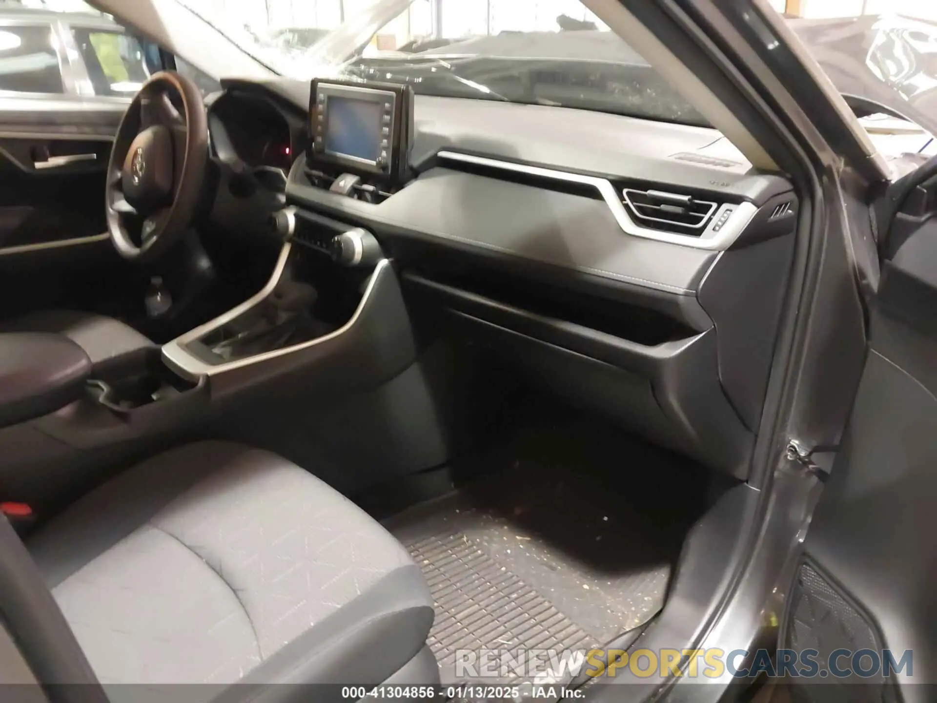5 Photograph of a damaged car 2T3P1RFV9KC060166 TOYOTA RAV4 2019
