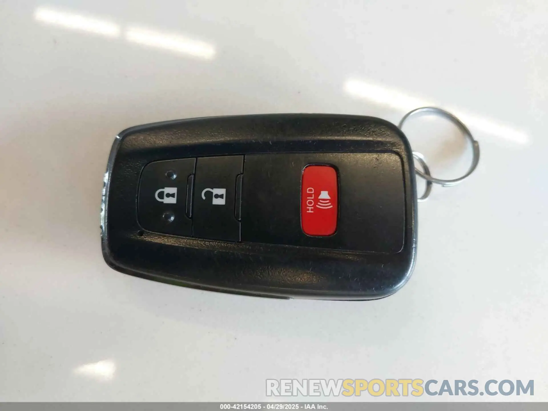 11 Photograph of a damaged car 2T3P1RFV9KW028137 TOYOTA RAV4 2019