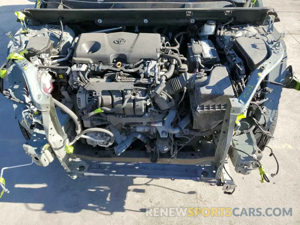 12 Photograph of a damaged car 2T3P1RFV9KW043818 TOYOTA RAV4 2019