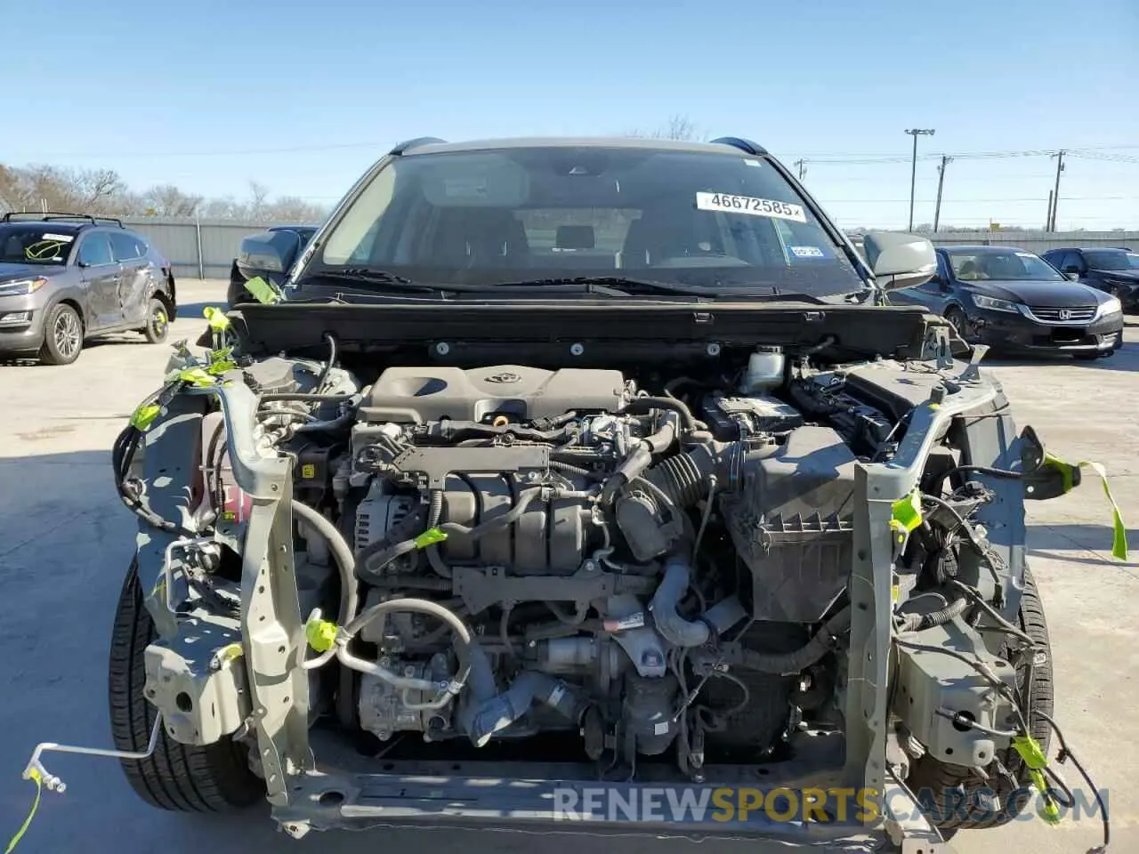 5 Photograph of a damaged car 2T3P1RFV9KW043818 TOYOTA RAV4 2019
