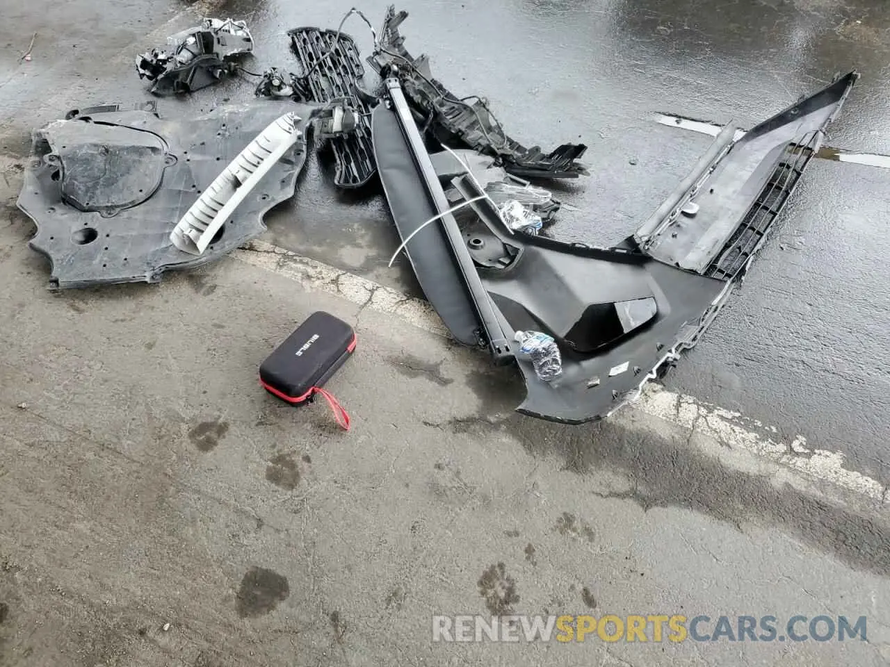 14 Photograph of a damaged car 2T3P1RFV9KW064863 TOYOTA RAV4 2019