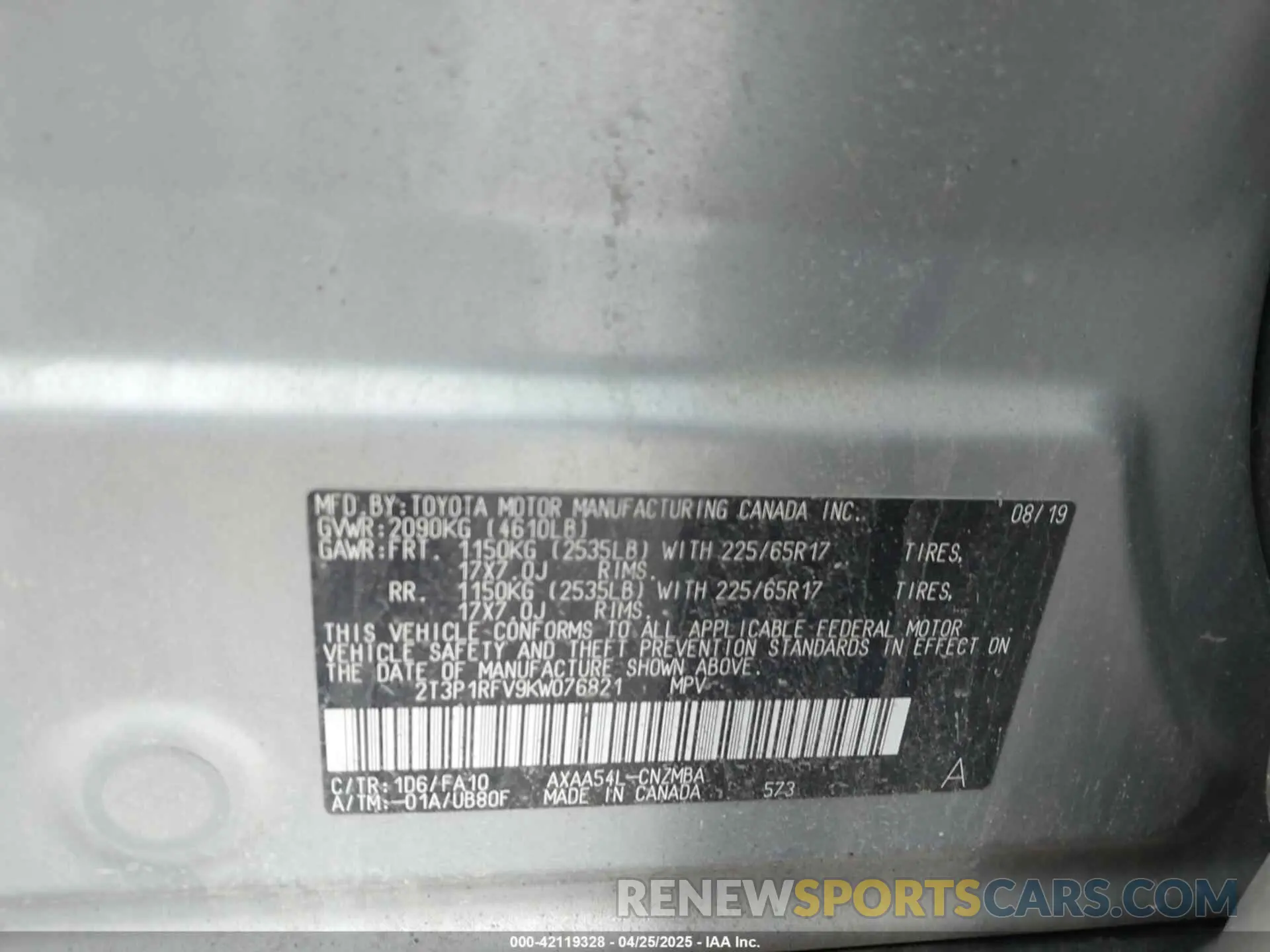 9 Photograph of a damaged car 2T3P1RFV9KW076821 TOYOTA RAV4 2019