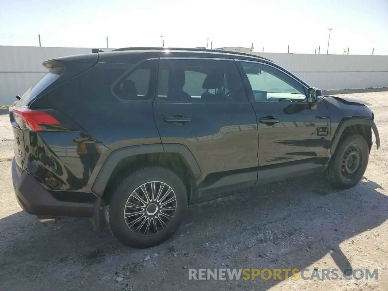 3 Photograph of a damaged car 2T3R1RFV8KC023960 TOYOTA RAV4 2019