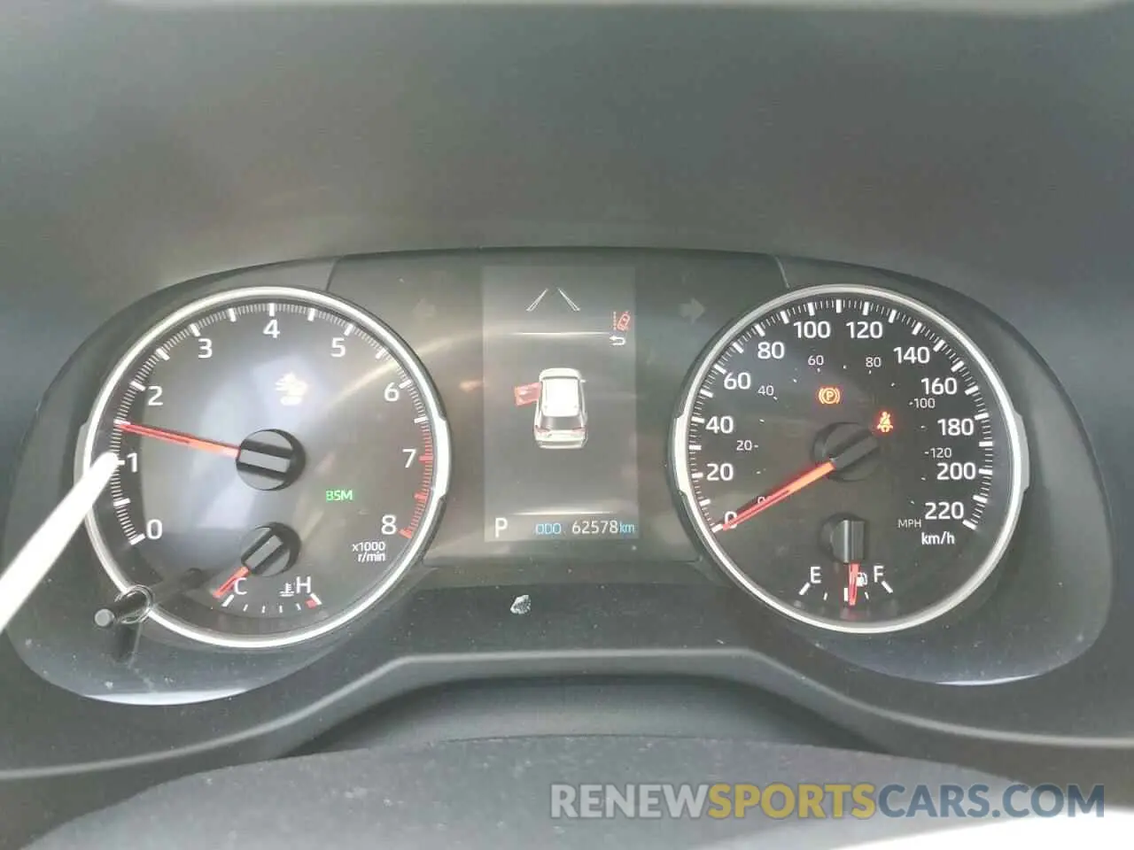 9 Photograph of a damaged car 2T3R1RFV8KC023960 TOYOTA RAV4 2019