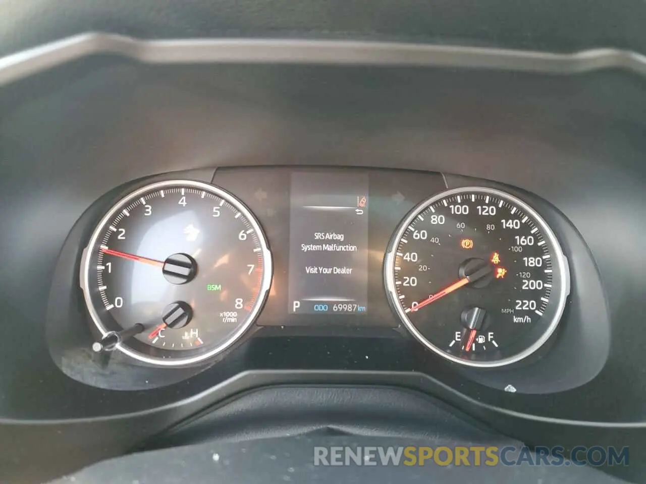 9 Photograph of a damaged car 2T3R1RFVXKW039270 TOYOTA RAV4 2019