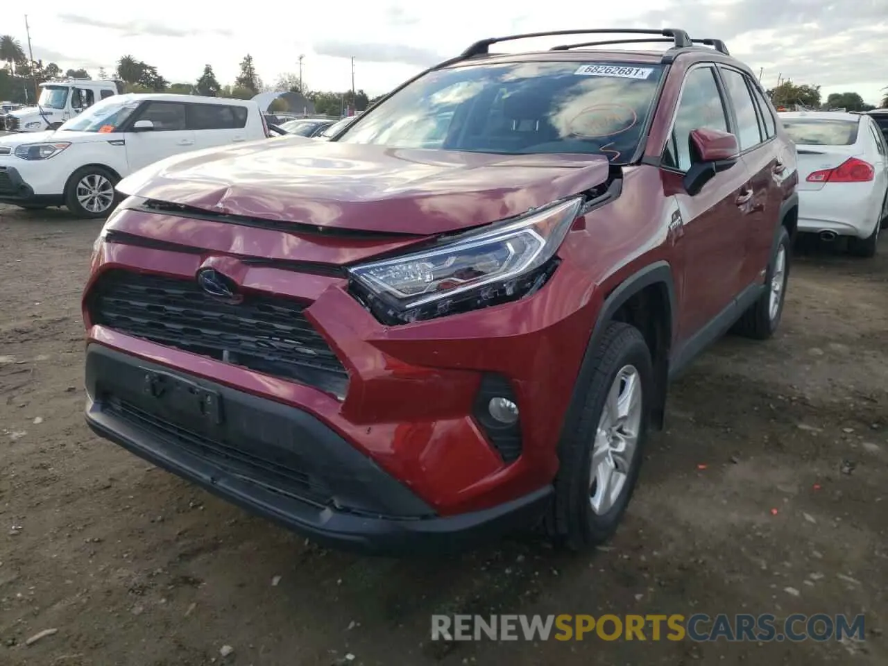 2 Photograph of a damaged car 2T3RWRFV0KW013004 TOYOTA RAV4 2019