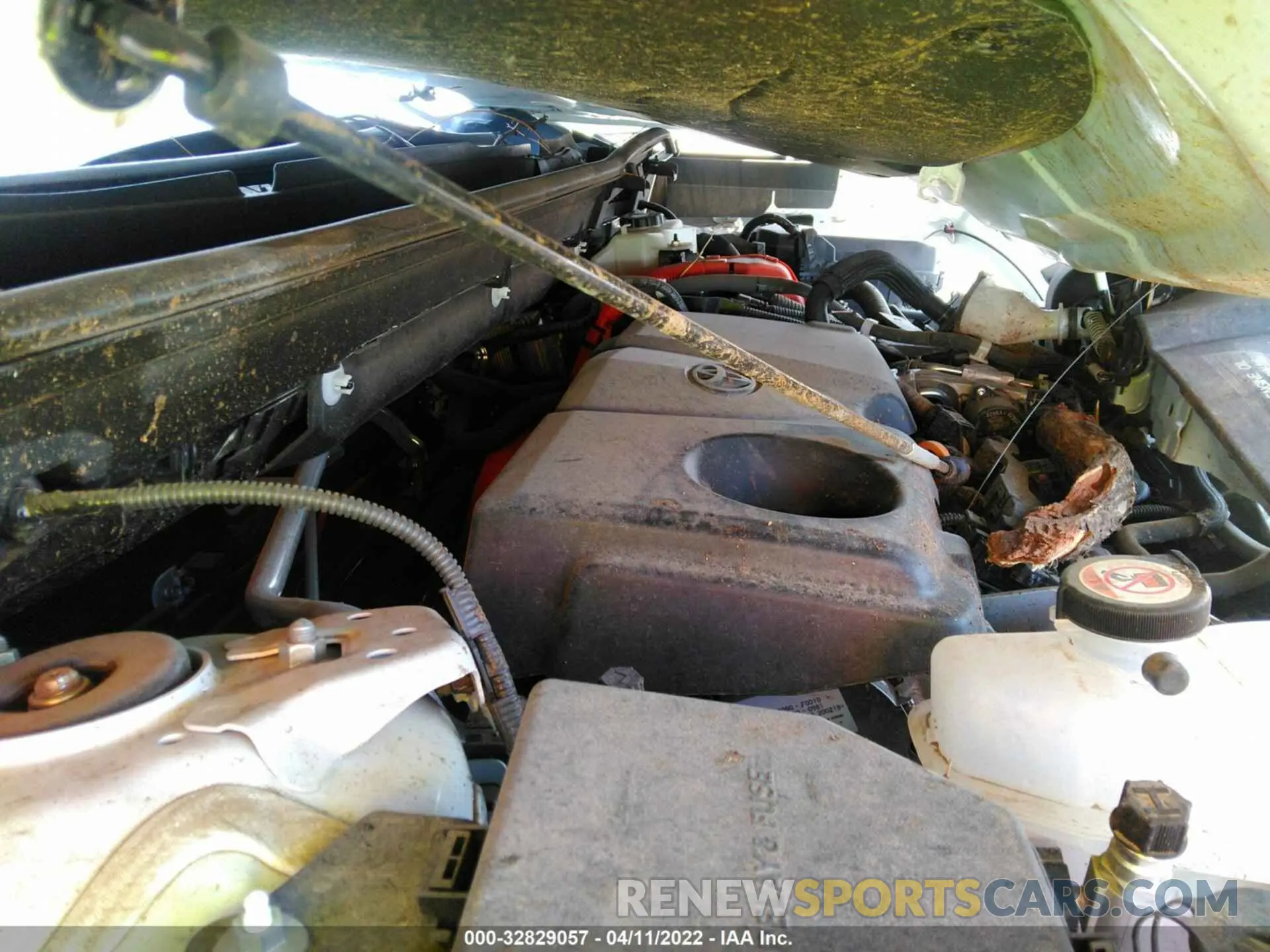 10 Фотография поврежденного автомобиля 2T3RWRFV0KW021037 TOYOTA RAV4 2019