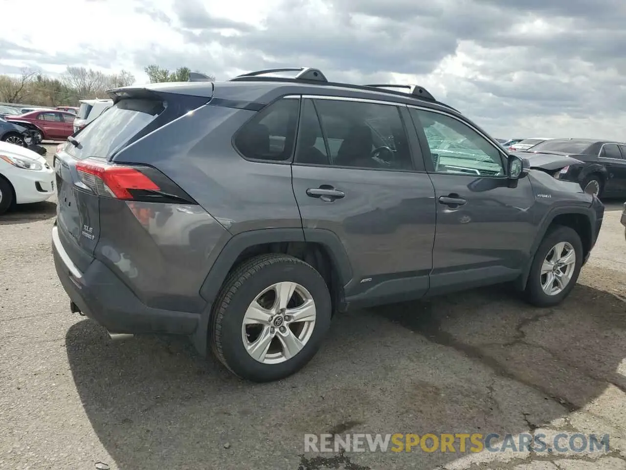 3 Photograph of a damaged car 2T3RWRFV1KW034816 TOYOTA RAV4 2019