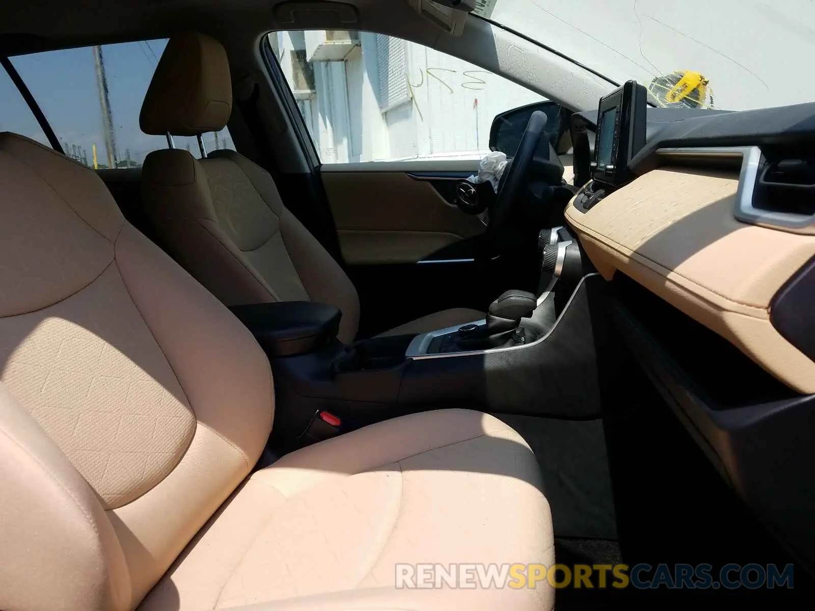 5 Фотография поврежденного автомобиля 2T3RWRFV2KW009021 TOYOTA RAV4 2019