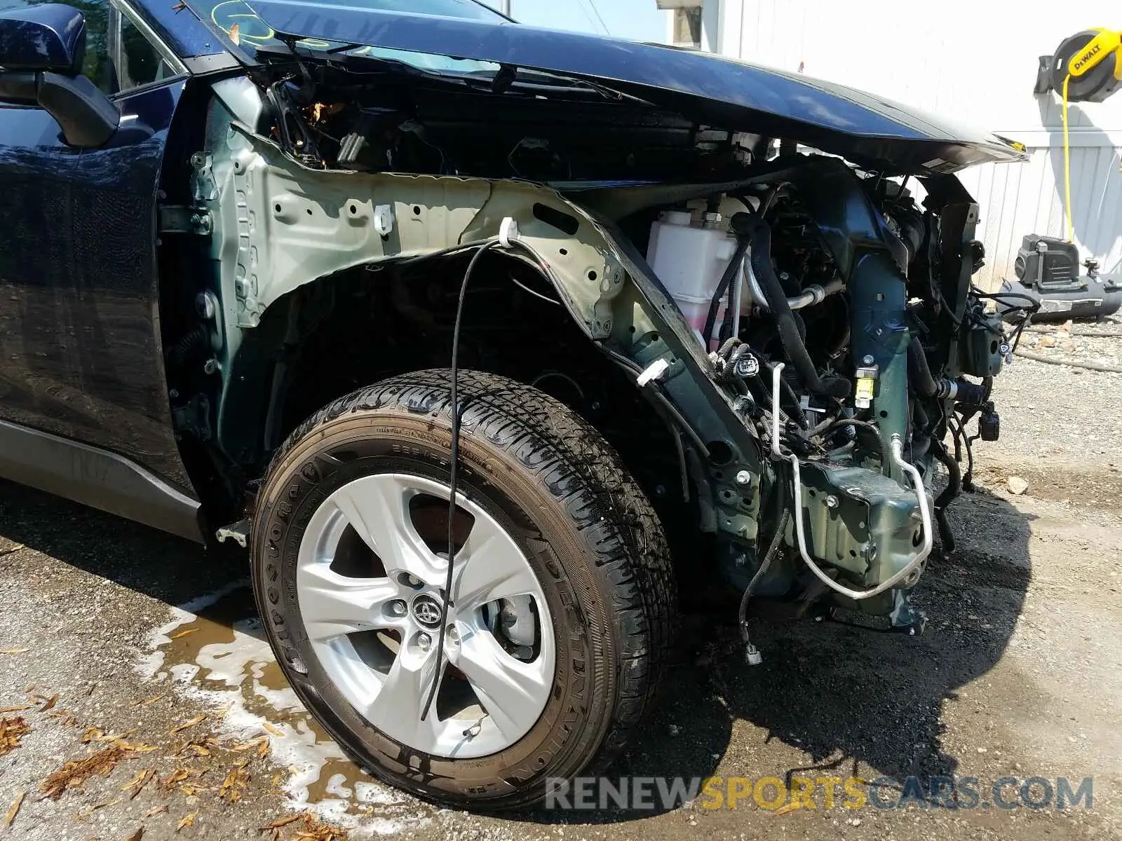 9 Фотография поврежденного автомобиля 2T3RWRFV2KW009021 TOYOTA RAV4 2019