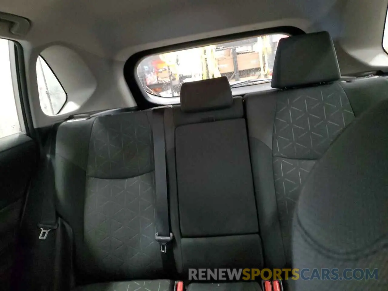 10 Photograph of a damaged car 2T3RWRFV6KW019468 TOYOTA RAV4 2019