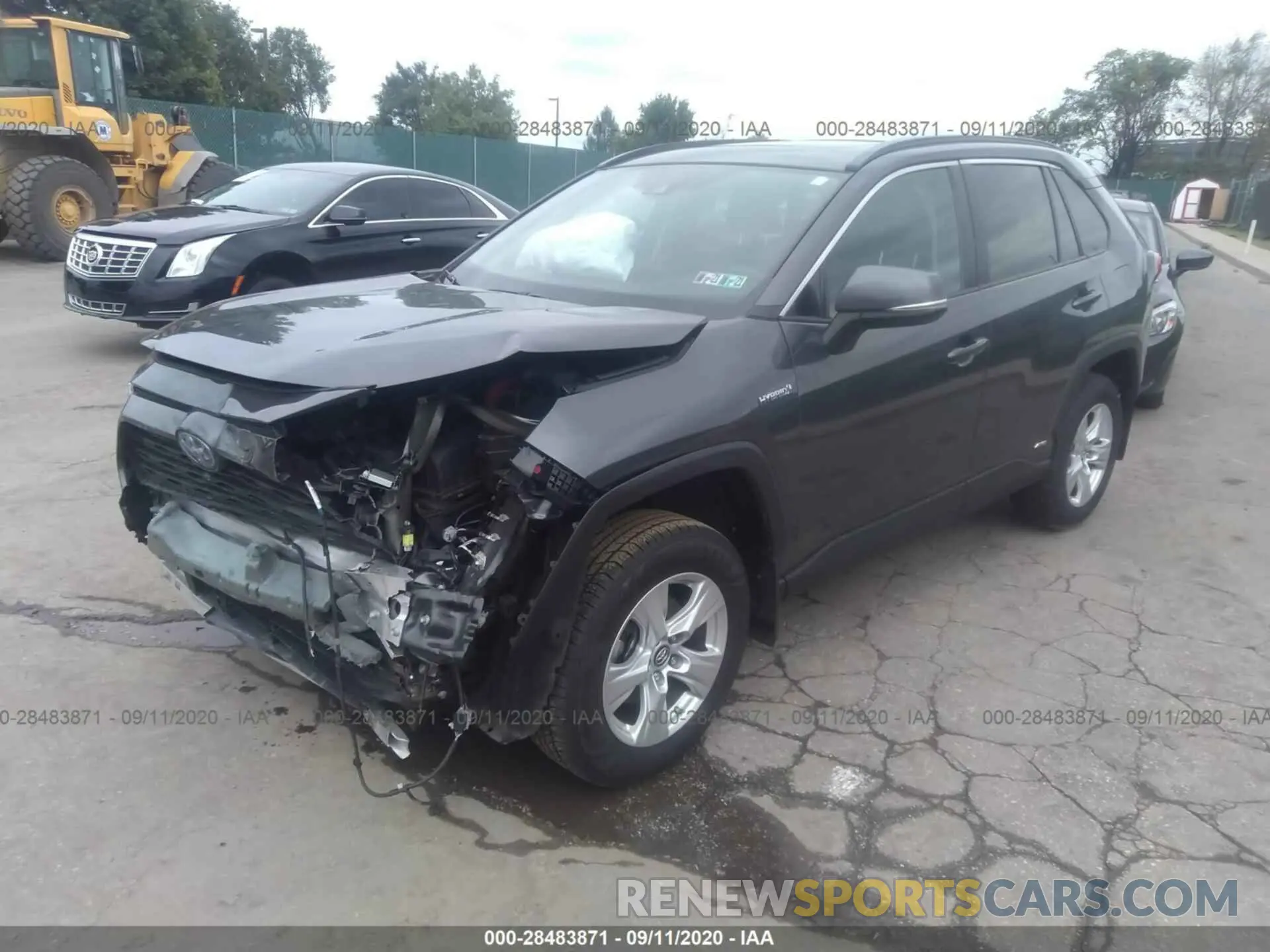 2 Photograph of a damaged car 2T3RWRFV7KW026865 TOYOTA RAV4 2019