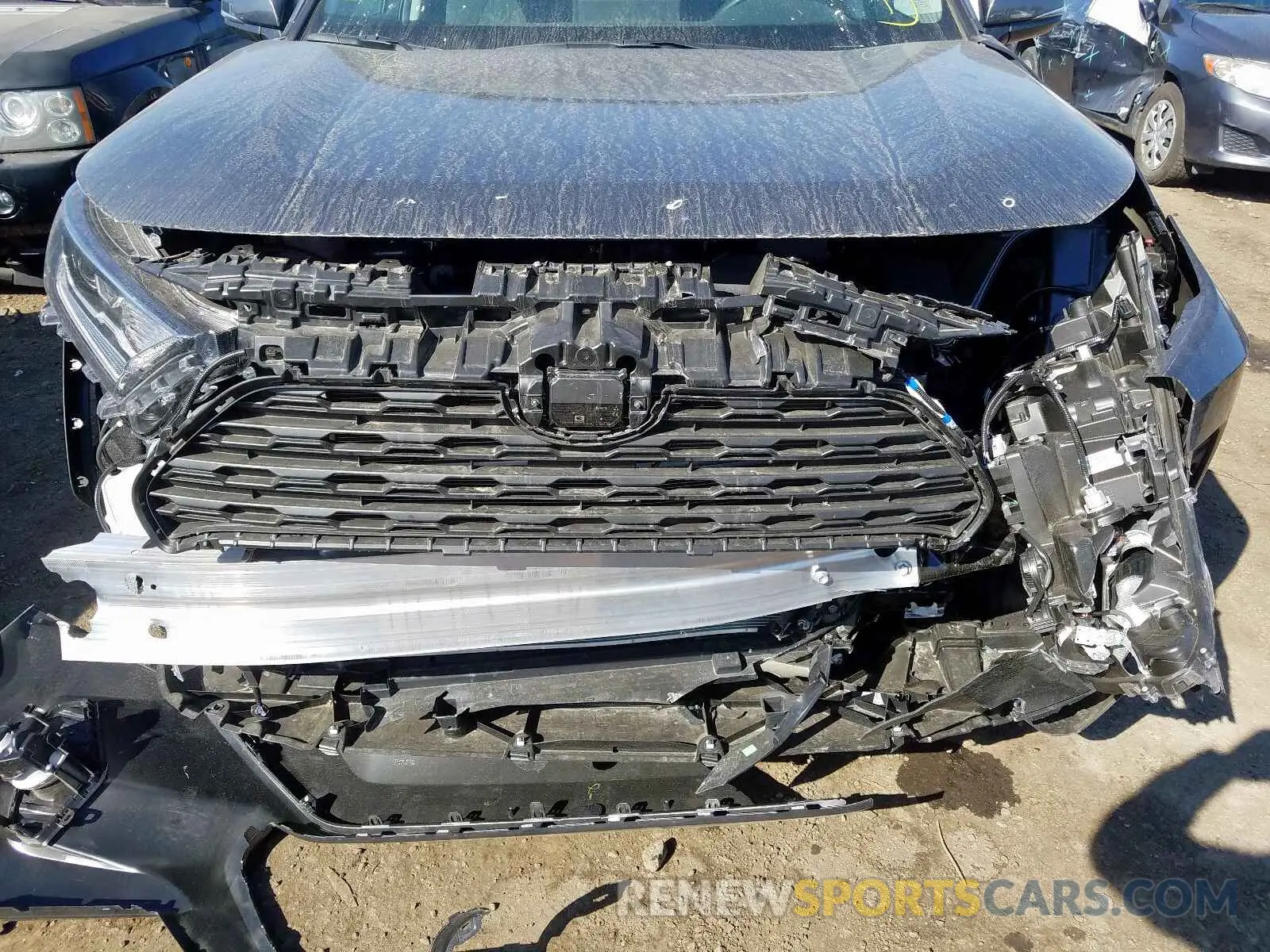 9 Photograph of a damaged car 2T3RWRFV9KW040637 TOYOTA RAV4 2019