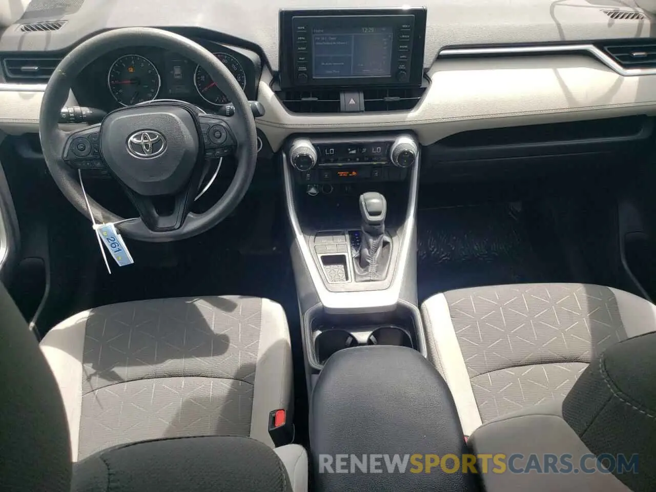 8 Photograph of a damaged car 2T3W1RFV0KC027858 TOYOTA RAV4 2019