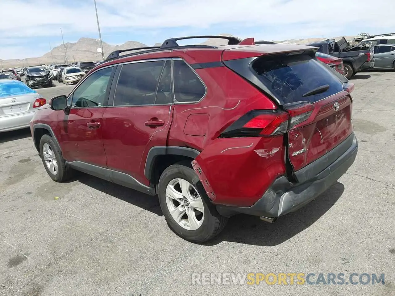 2 Photograph of a damaged car 2T3W1RFV0KW030547 TOYOTA RAV4 2019