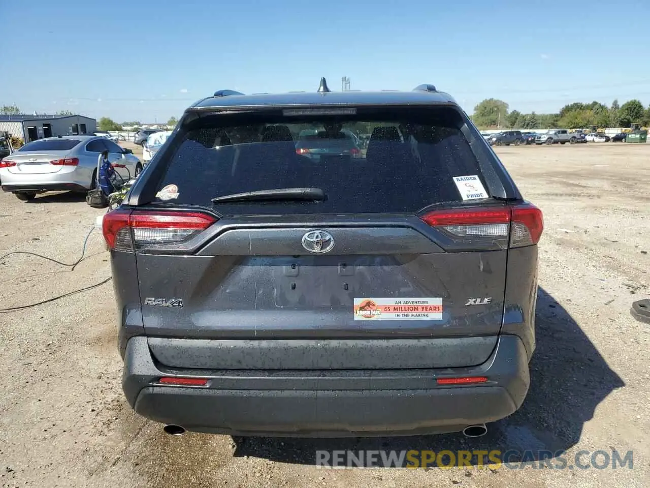 6 Photograph of a damaged car 2T3W1RFV0KW034162 TOYOTA RAV4 2019