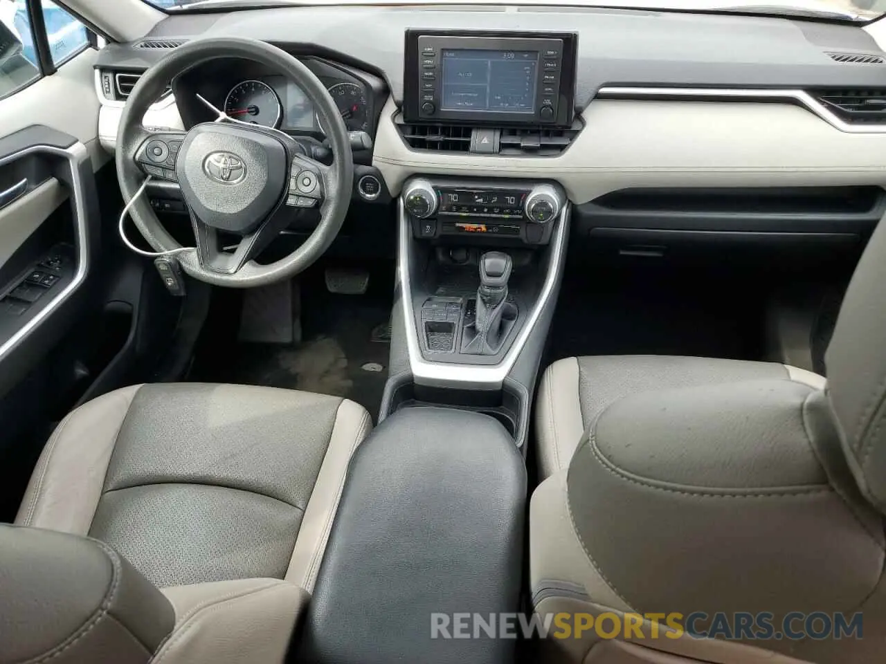 8 Фотография поврежденного автомобиля 2T3W1RFV1KC030428 TOYOTA RAV4 2019